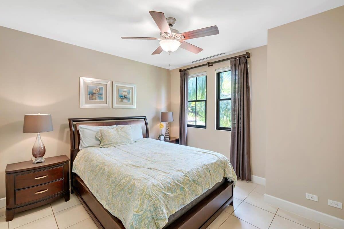 Luxe 3-BD Condo on 2nd Floor Above Pool