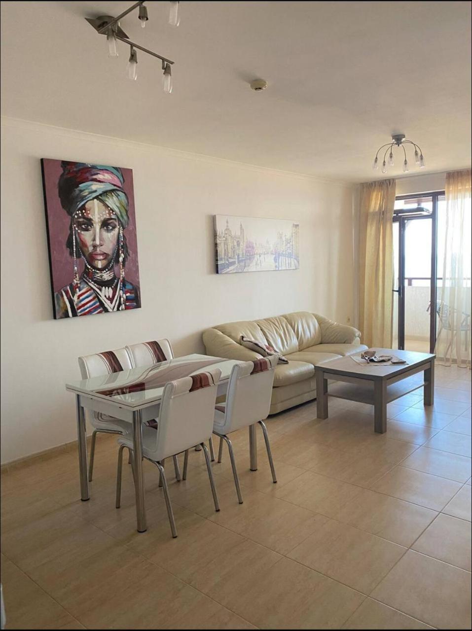 Arena apartmen