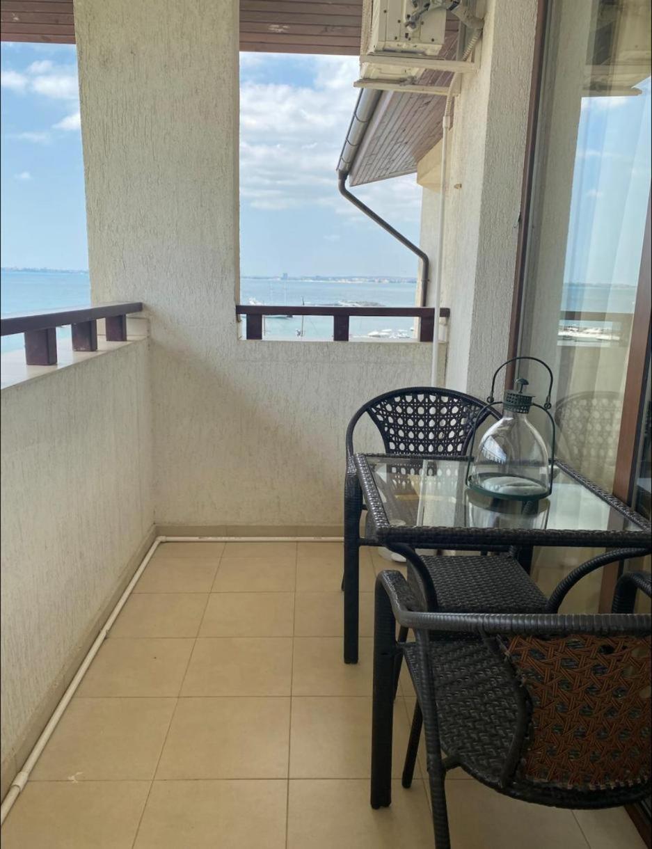 Arena apartmen