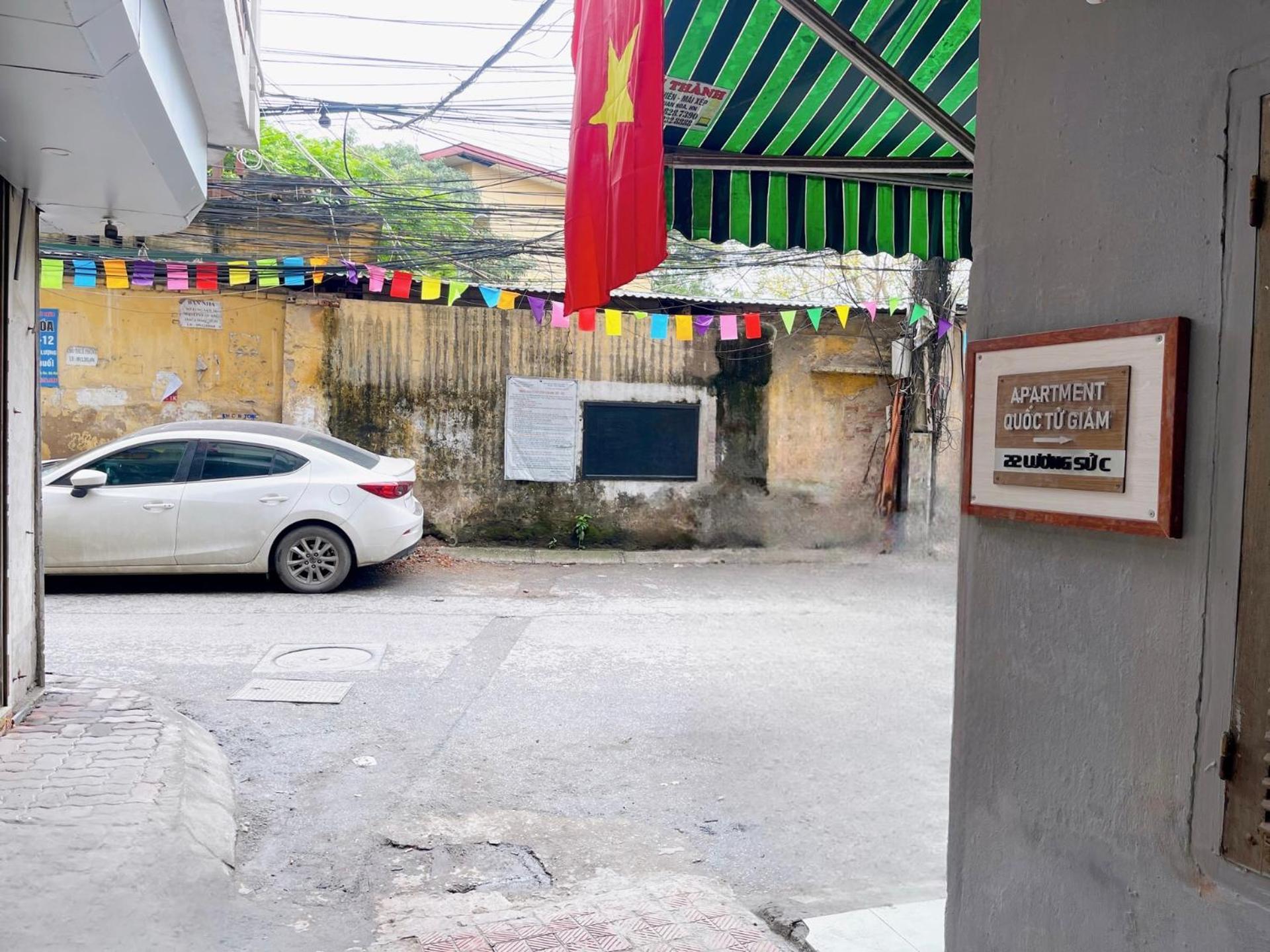 Sushi House Quoc Tu Giam 202