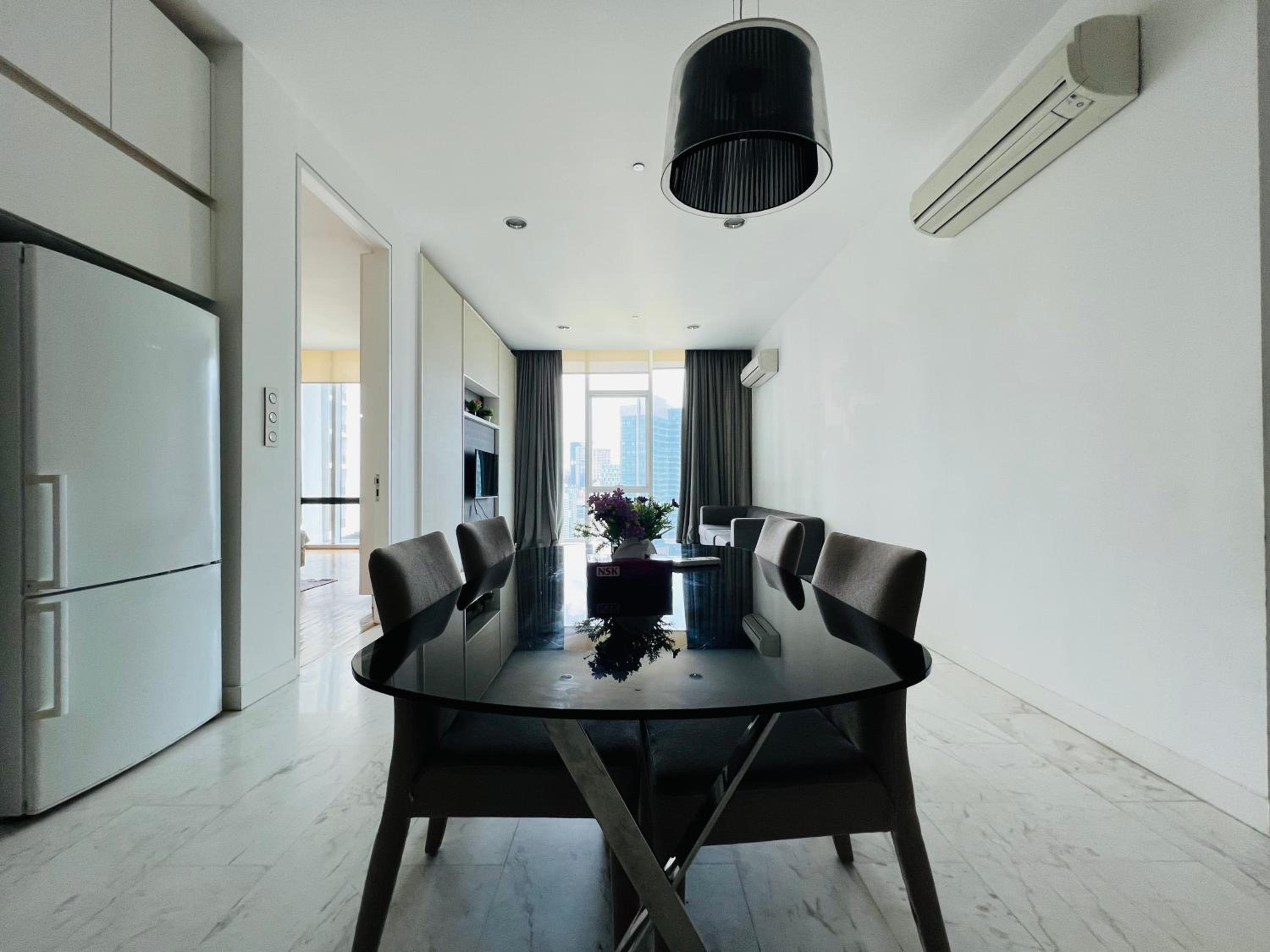 Faced Suites by Penguinhome