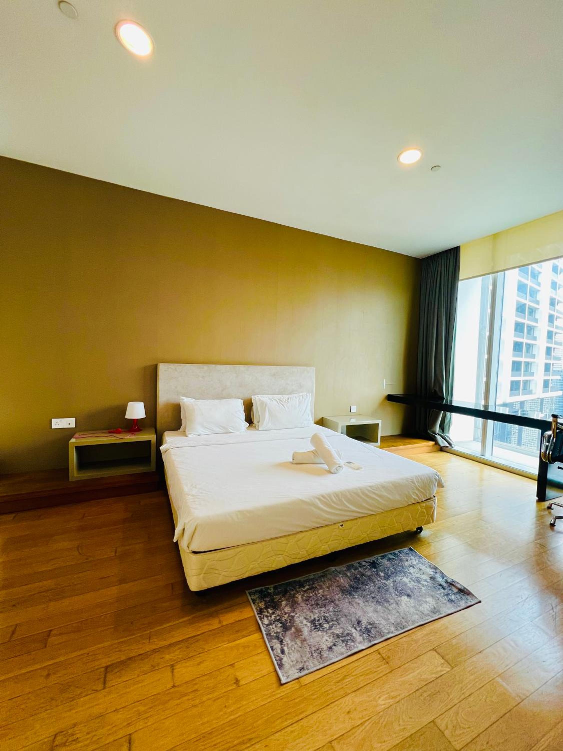 Faced Suites by Penguinhome
