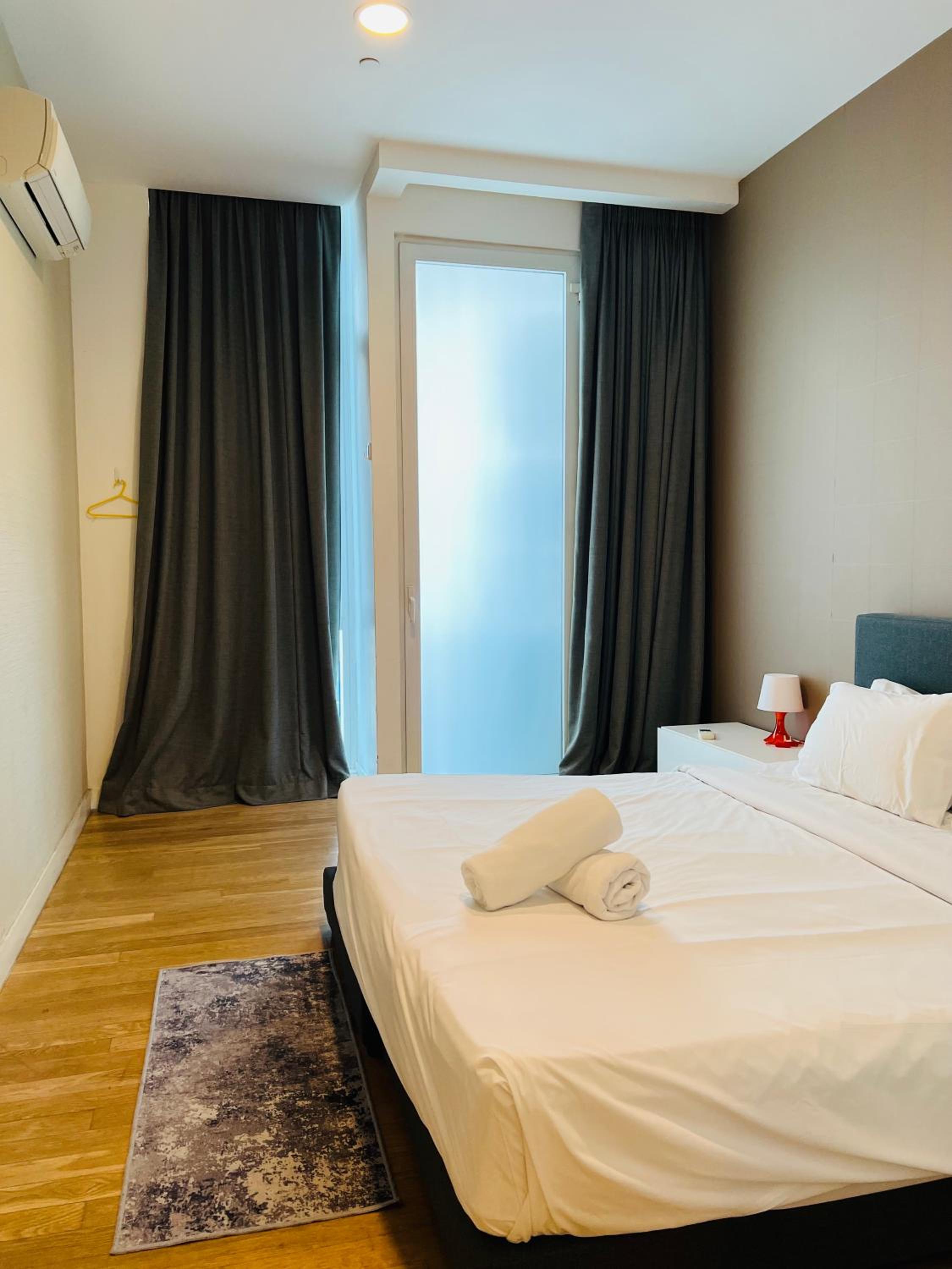 Faced Suites by Penguinhome