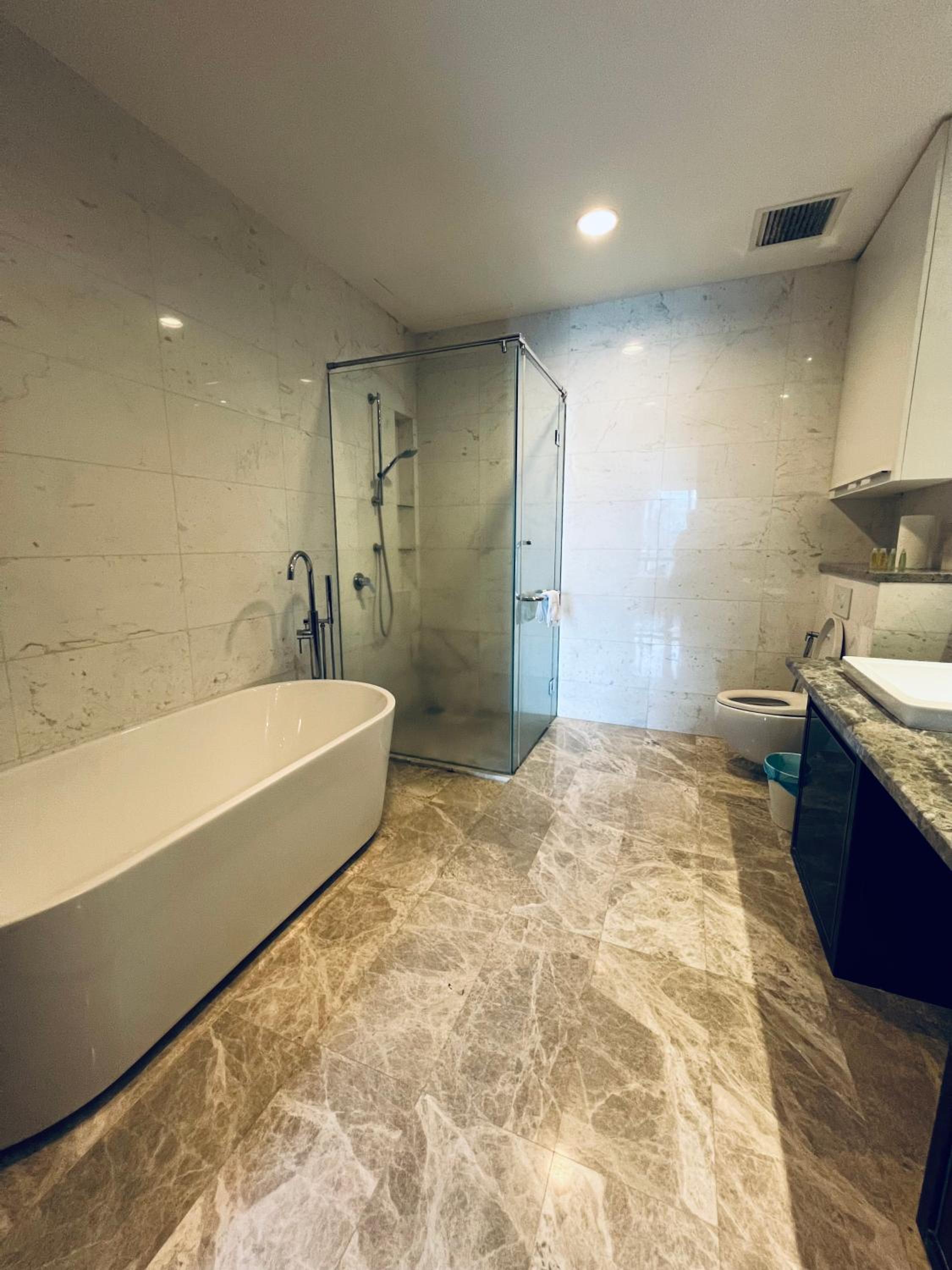 Faced Suites by Penguinhome