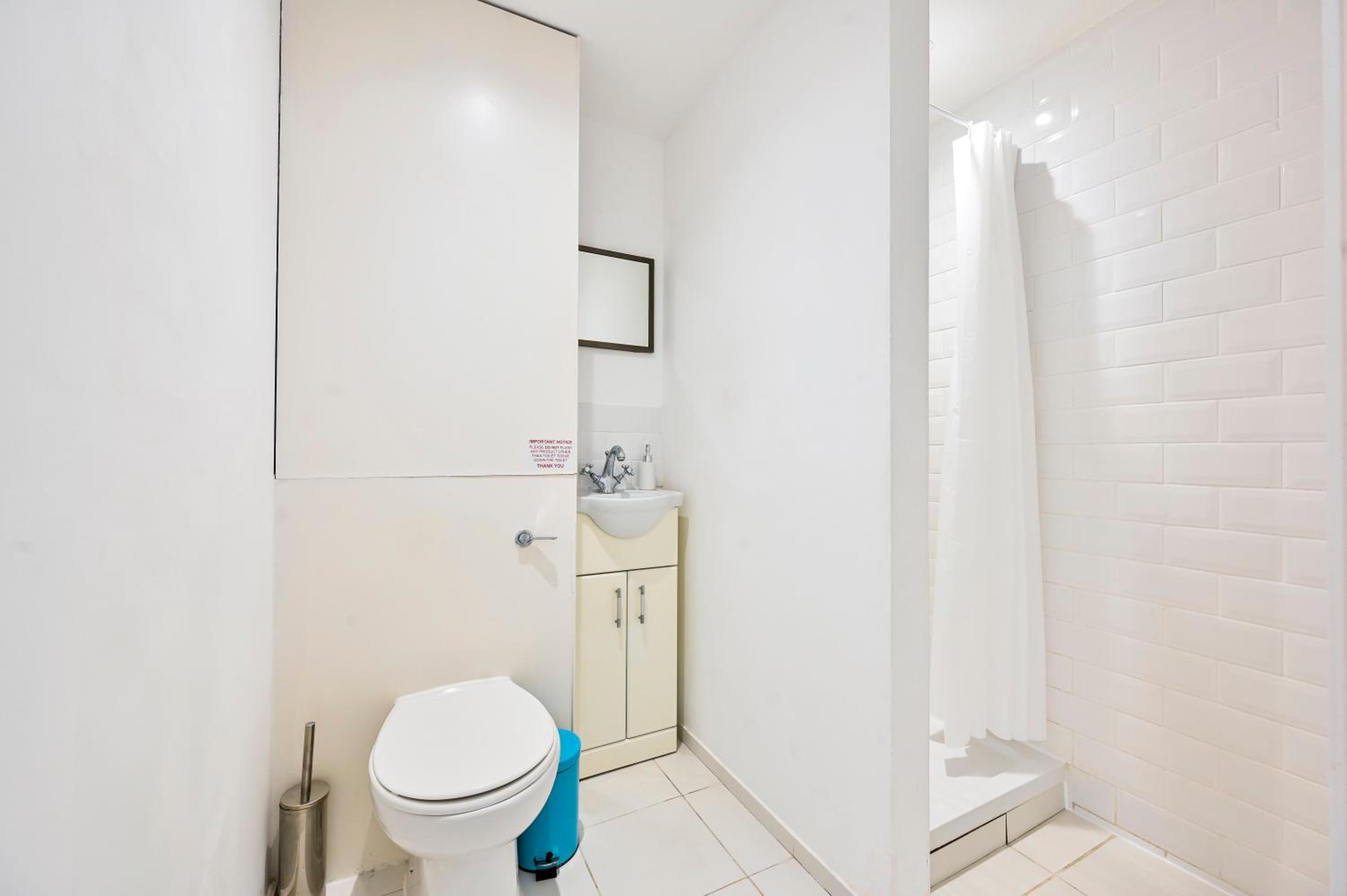 That Cosy Stay -Modern Rooftop Retreat 2-Bedroom Apartment in Stratford with Stunning Views E15