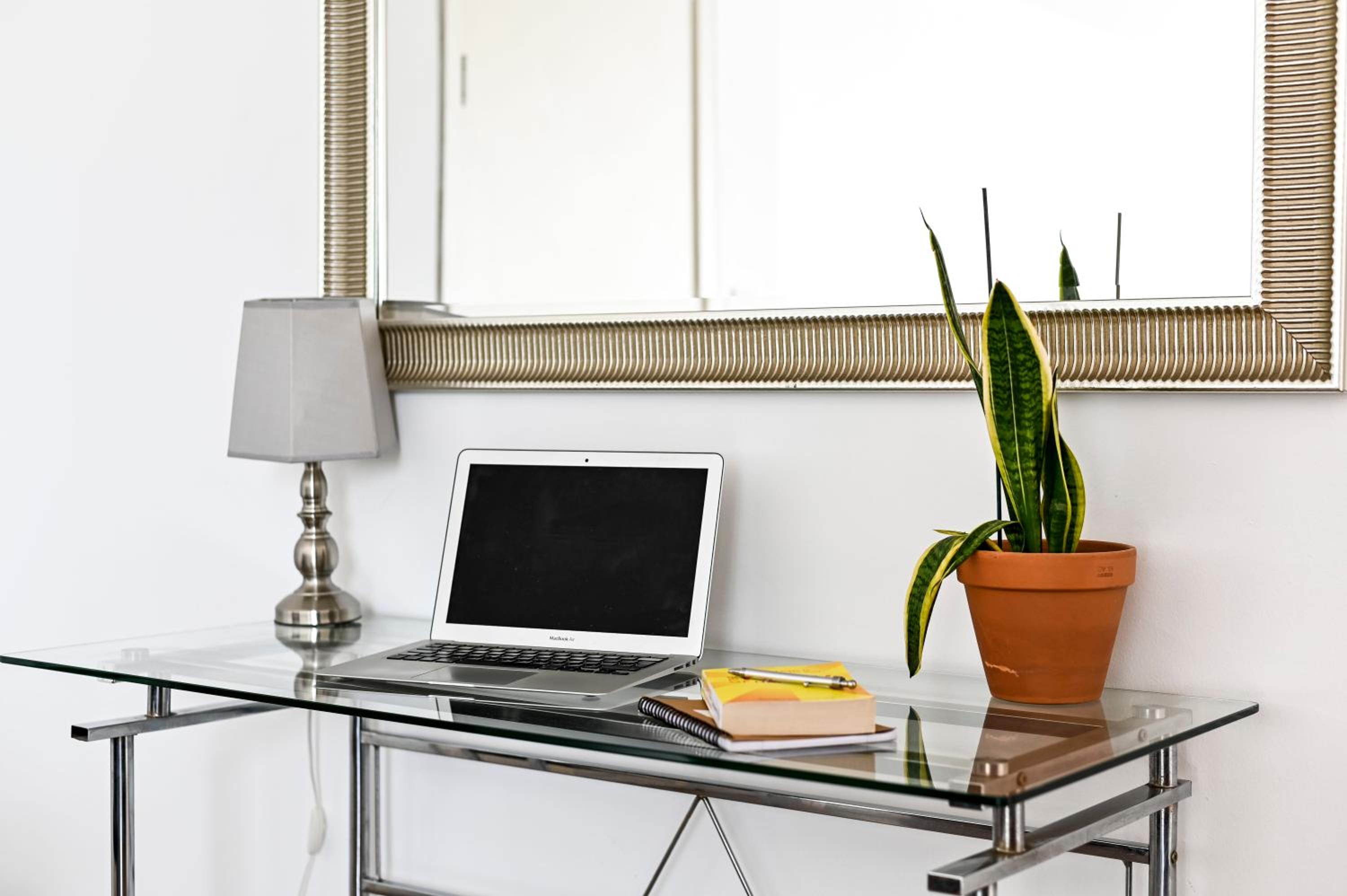 That Cosy Stay -Modern Rooftop Retreat 2-Bedroom Apartment in Stratford with Stunning Views E15