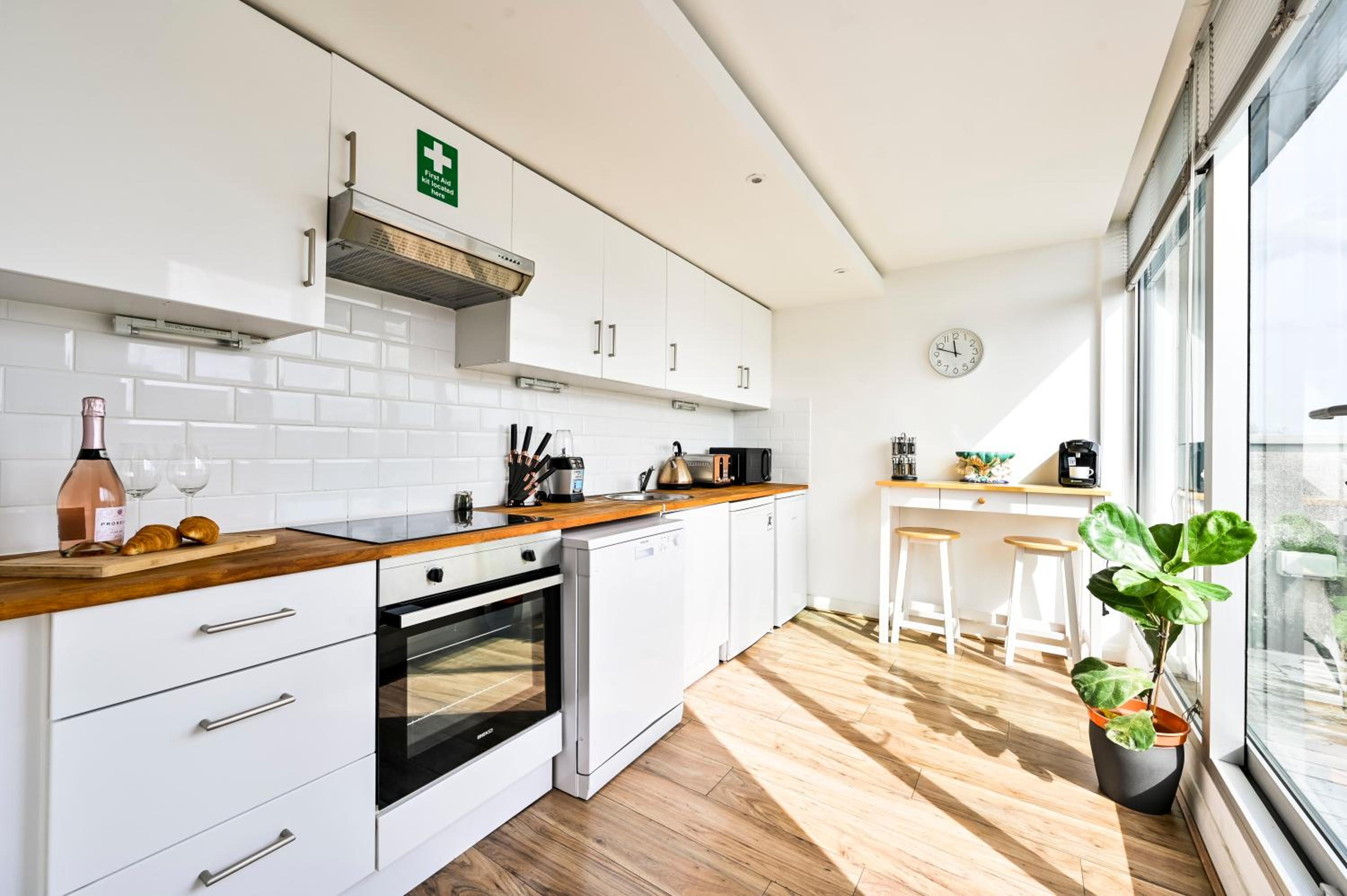 That Cosy Stay -Modern Rooftop Retreat 2-Bedroom Apartment in Stratford with Stunning Views E15
