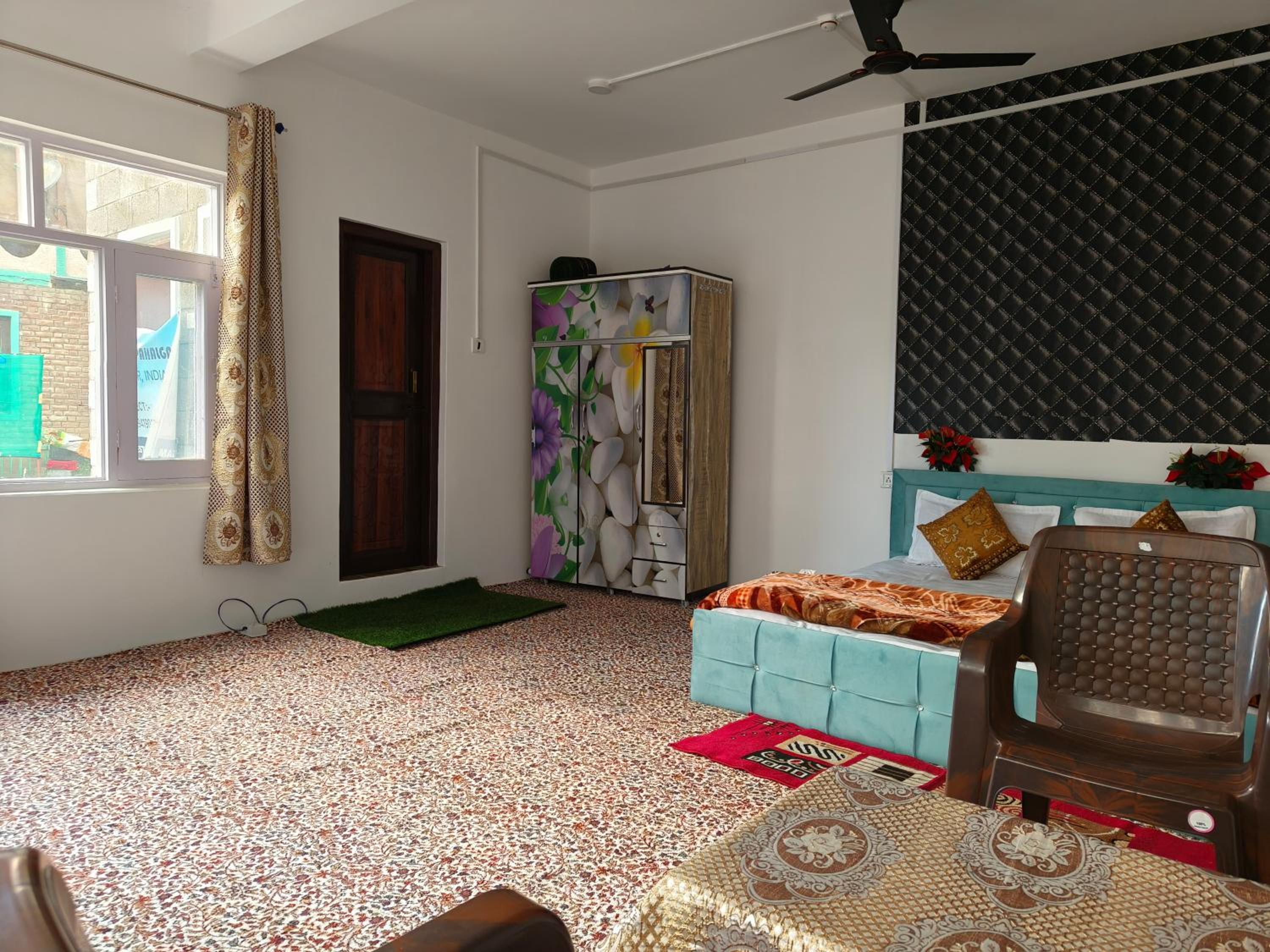 Valley Guest House Pahalgam