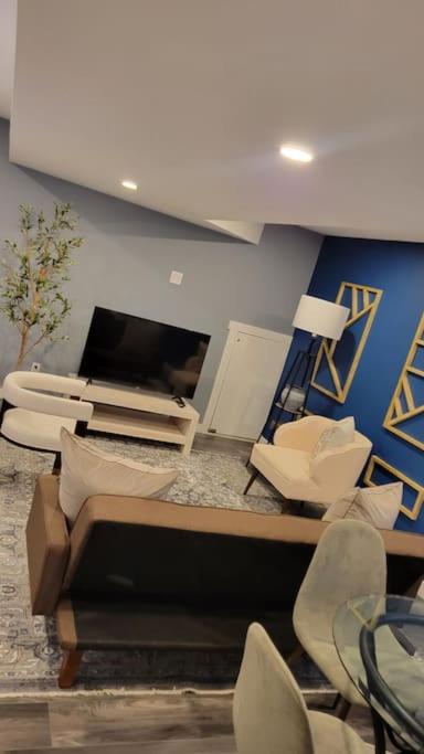 Beautiful newly designed Luxurious Apartment