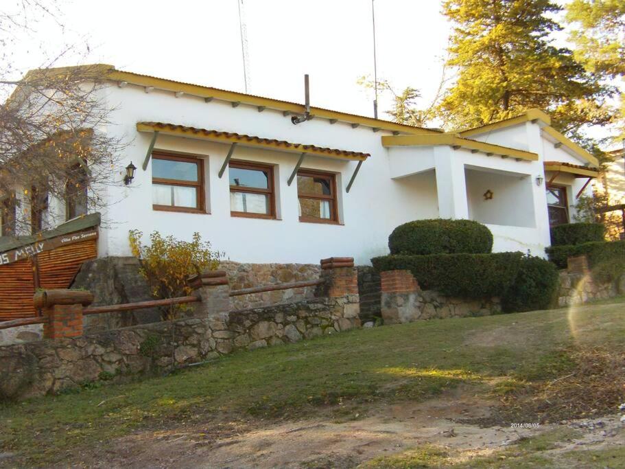 HOSTERÍA ARROYO CRISTAL