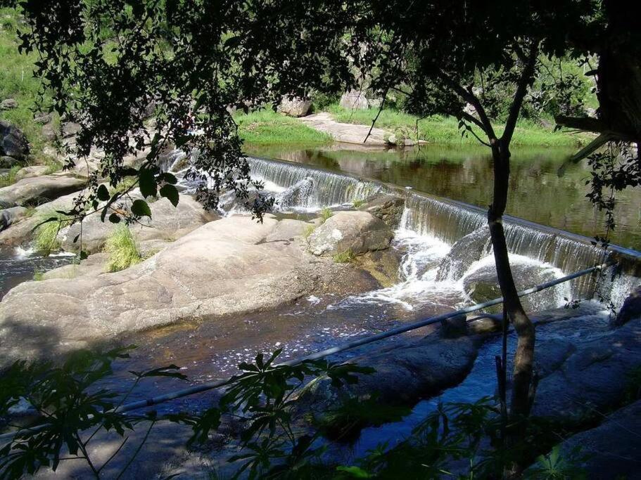 HOSTERÍA ARROYO CRISTAL