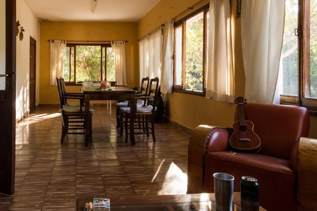 HOSTERÍA ARROYO CRISTAL
