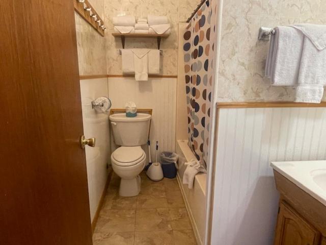 Thunderbird Lodge - Property Image 14