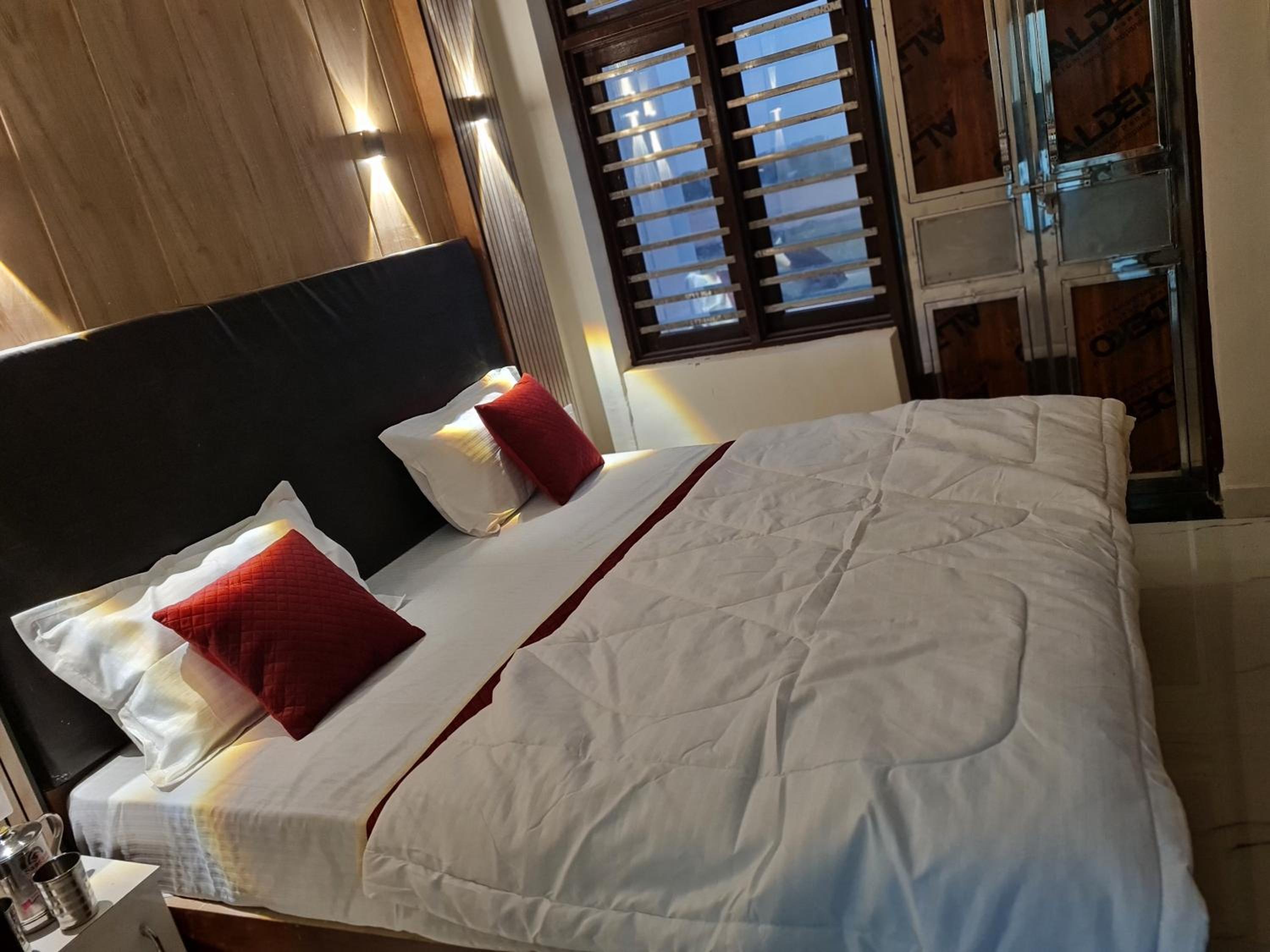 Chitransh Residency