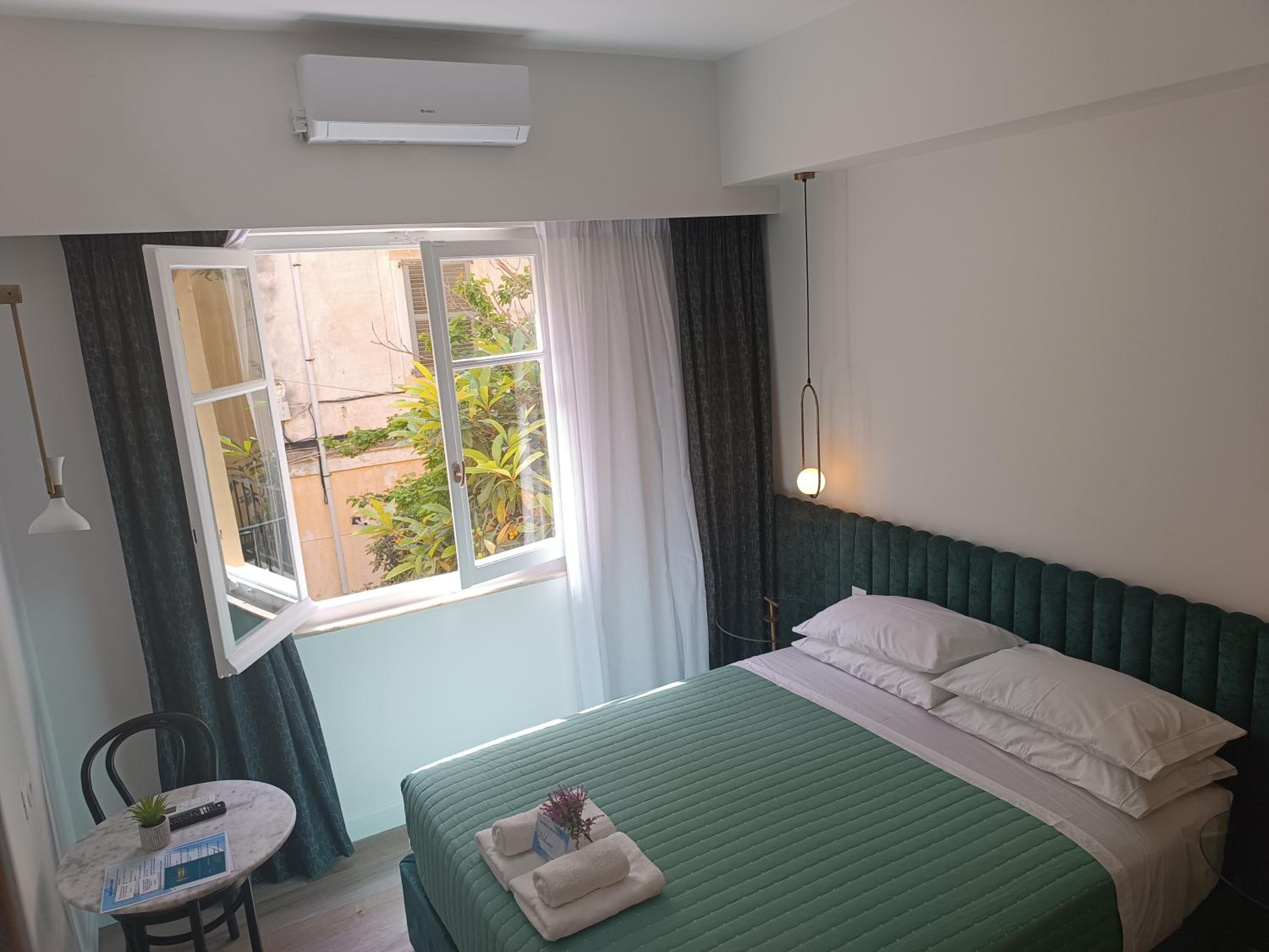 MUSES LUXURY SUITES