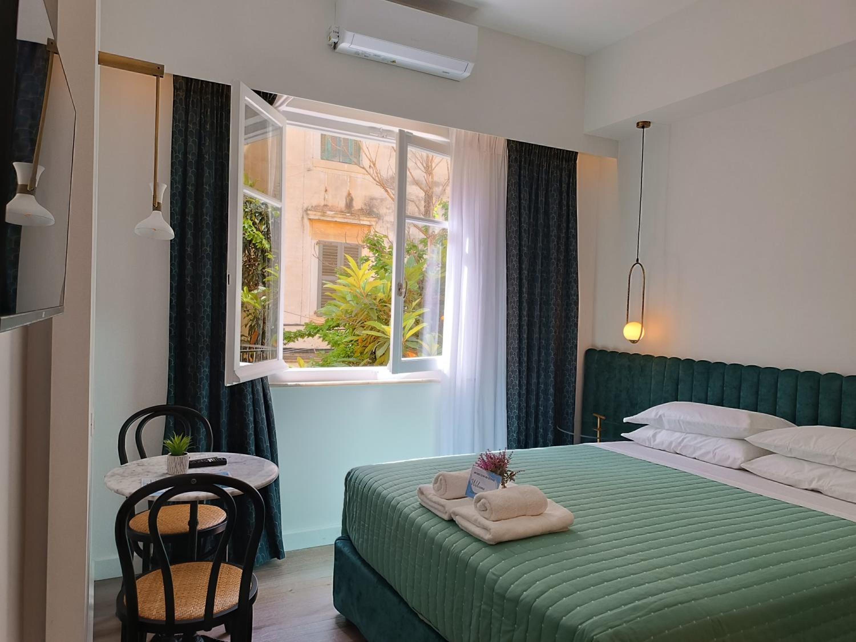 MUSES LUXURY SUITES
