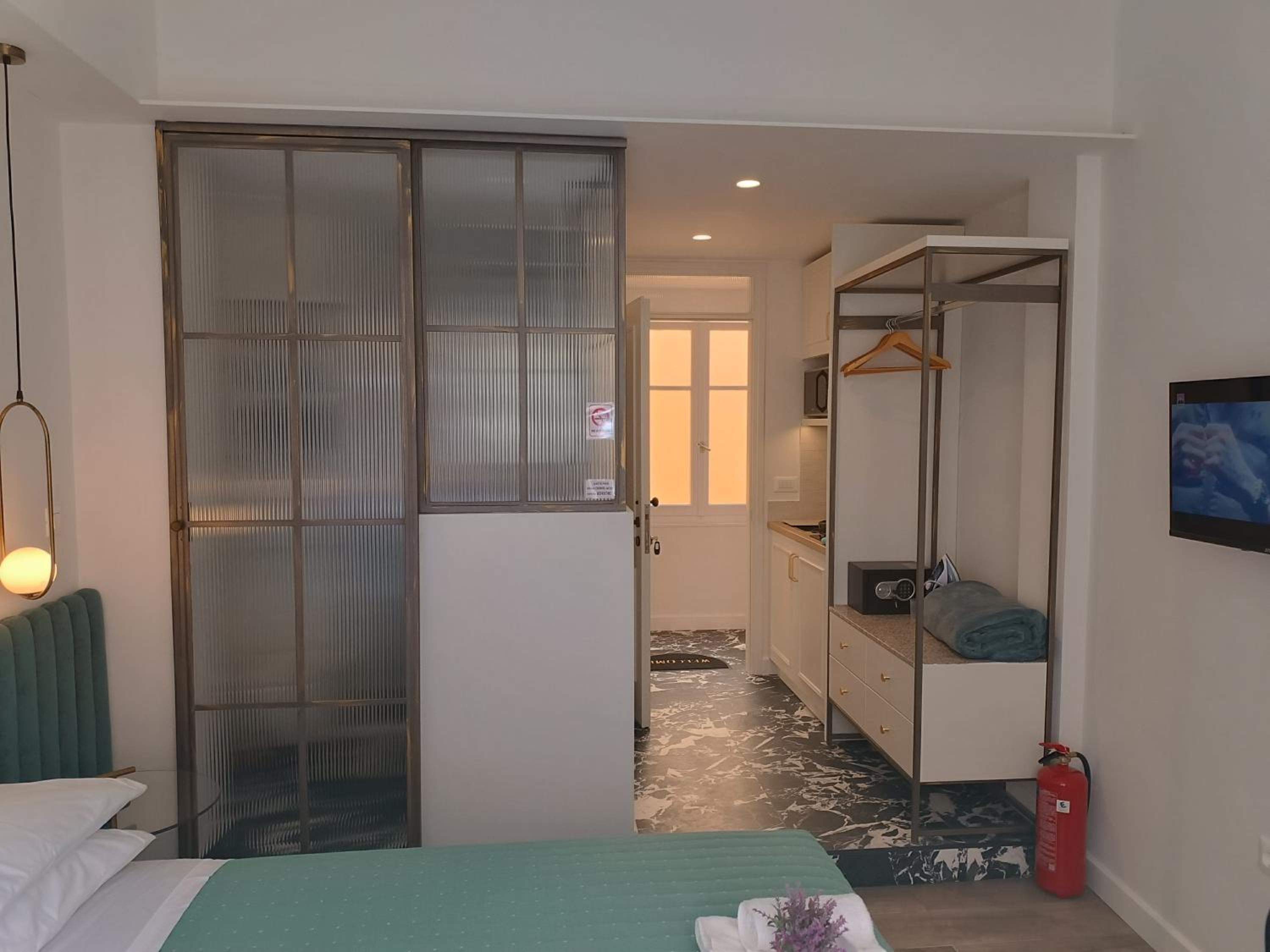 MUSES LUXURY SUITES