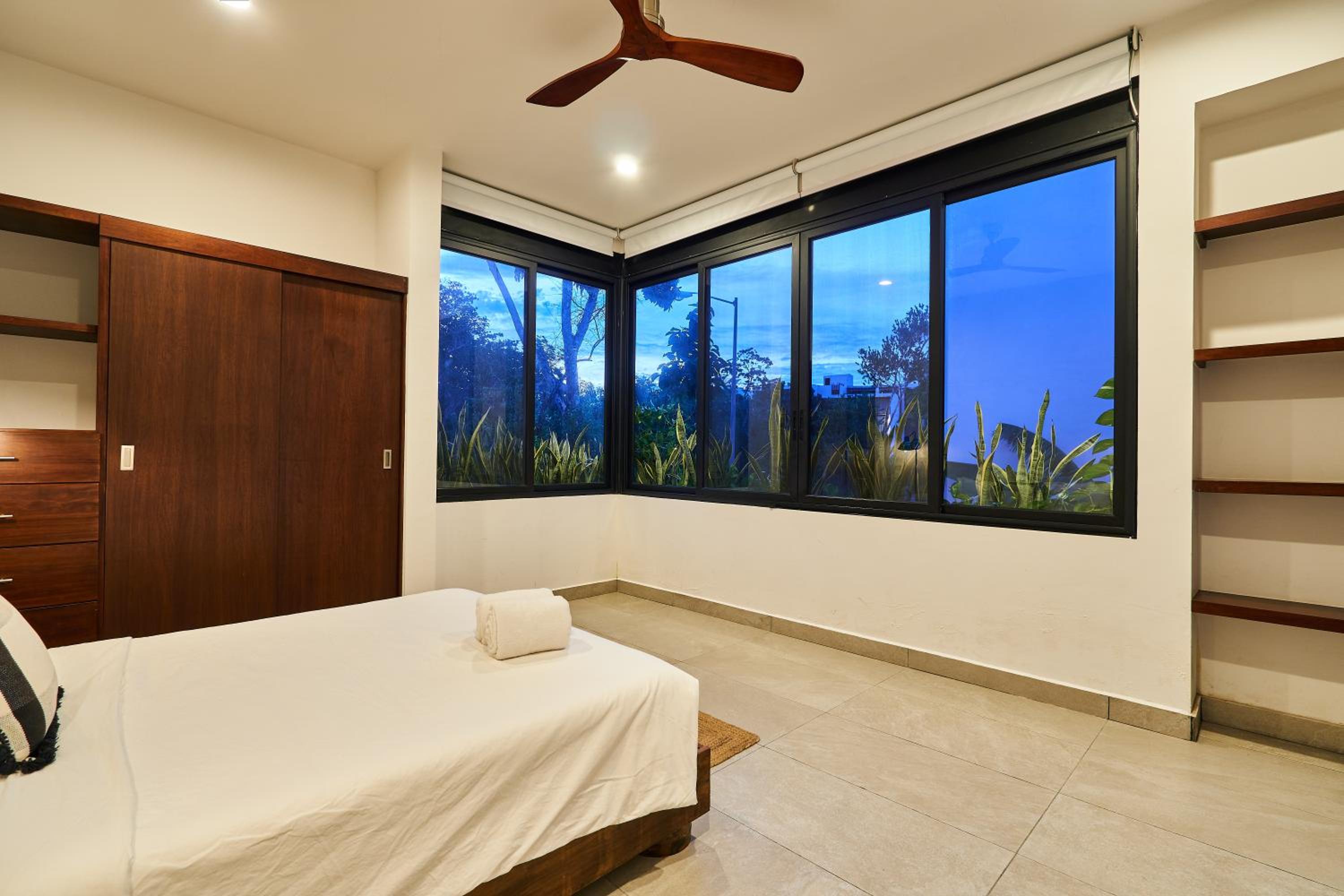 Casa Aventura Secluded Oasis 24h Security Near Sandy Beaches