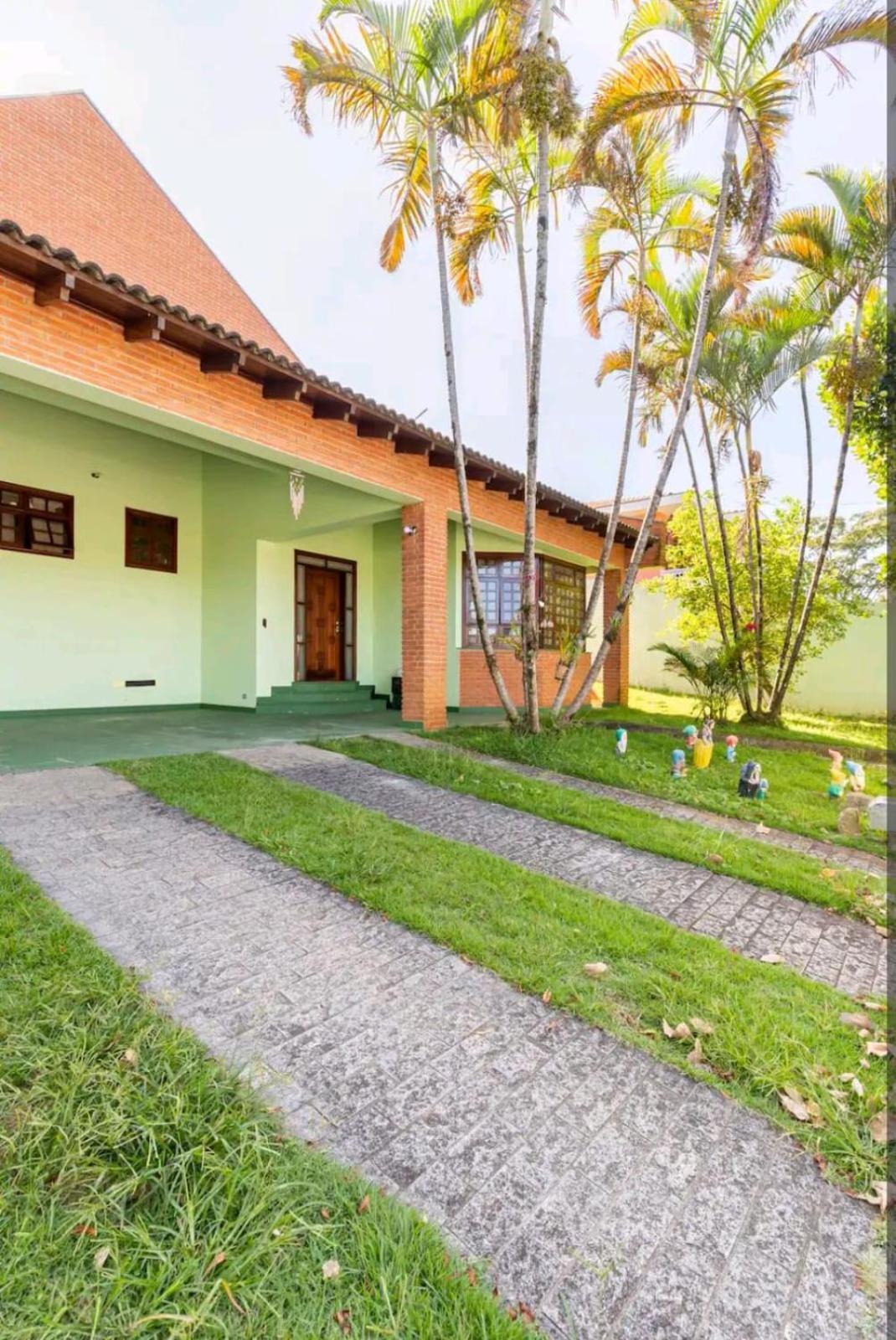 Casa na Granja Viana - Cotia