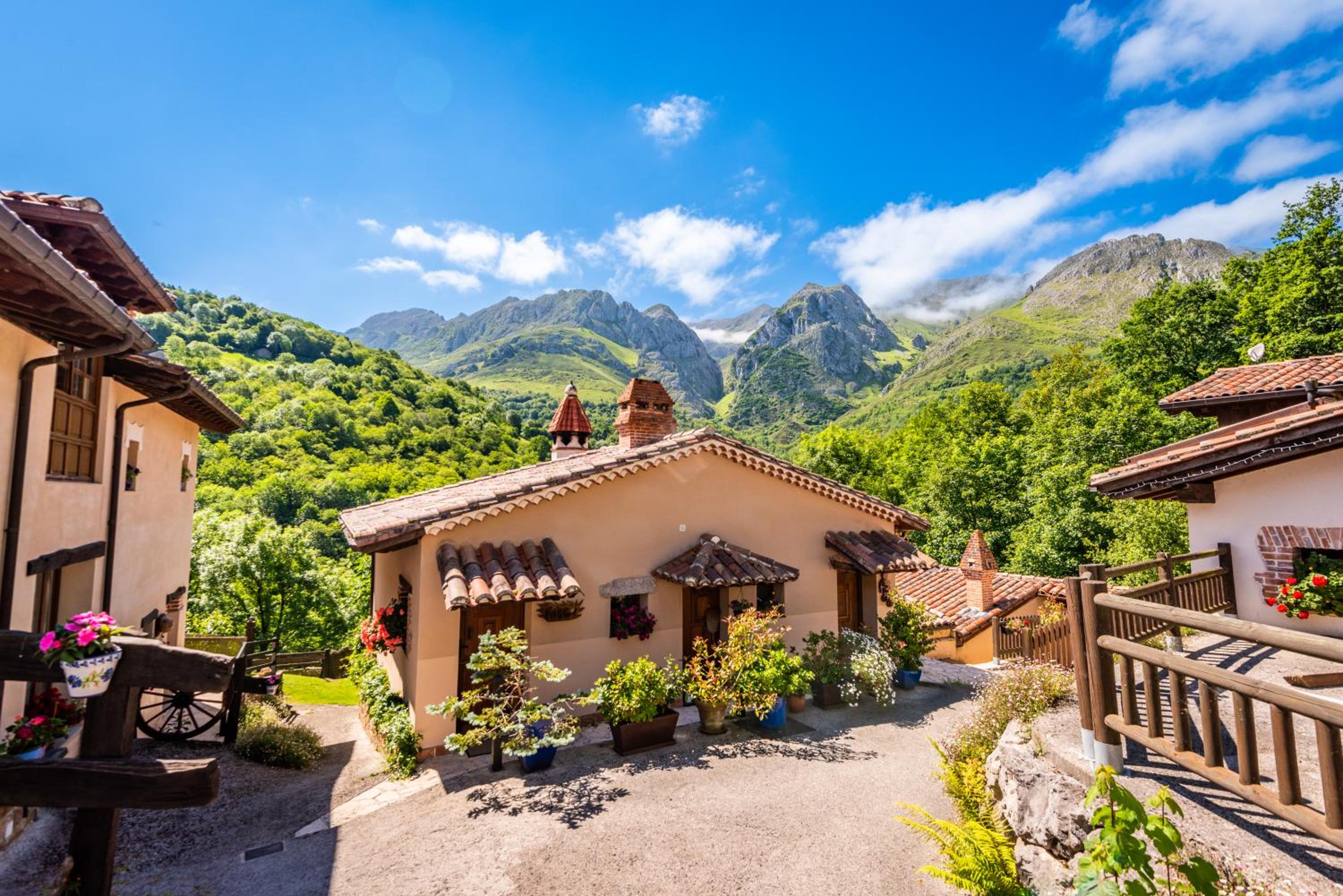 Jascal - Picos de Europa view 3