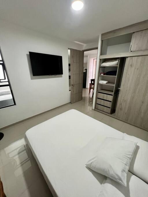 JDLO Apartment 301