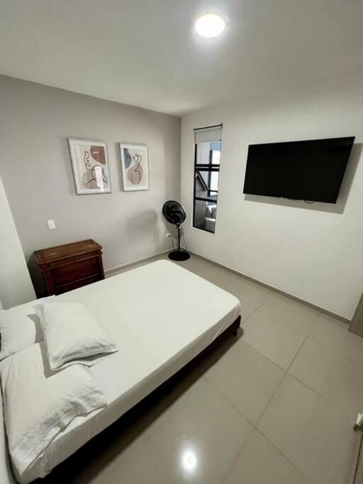 JDLO Apartment 301