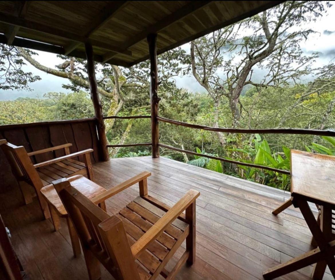 El Toucanet Lodge & Restaurante