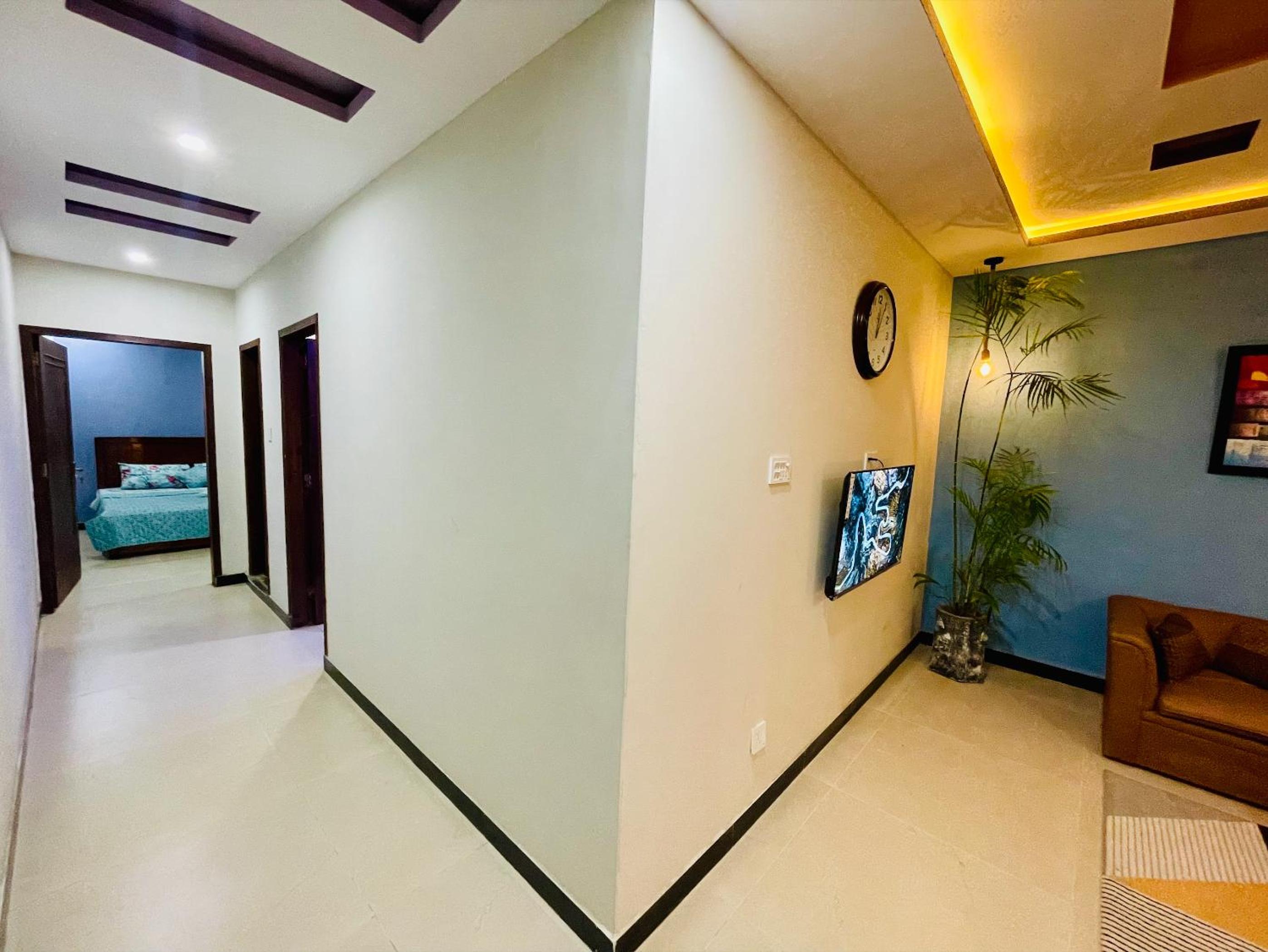 Own It Apartment Brown view 5