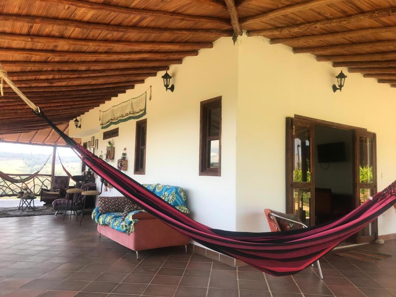 Casa Amatista Curiti