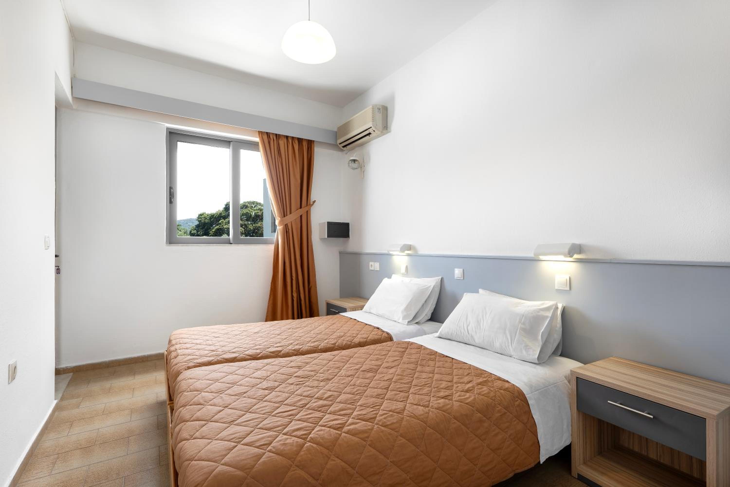 Anixis Hotel & Apartments — photo 11