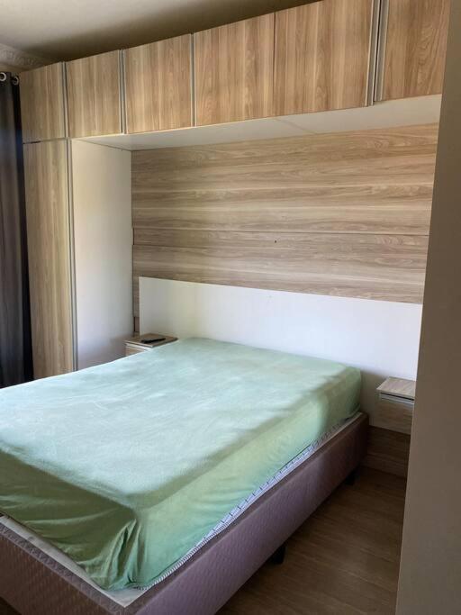 Apartamento cobertura 2 quartos, 2 banheiros.