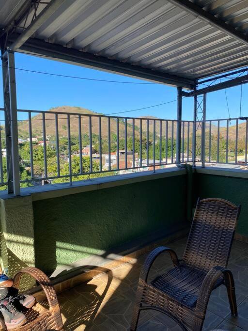 Apartamento cobertura 2 quartos, 2 banheiros.
