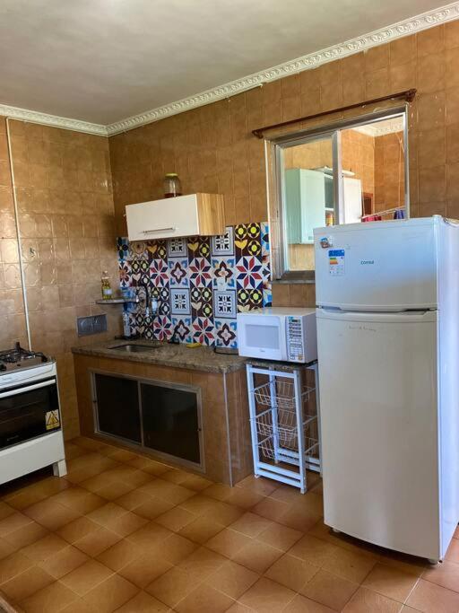 Apartamento cobertura 2 quartos, 2 banheiros.