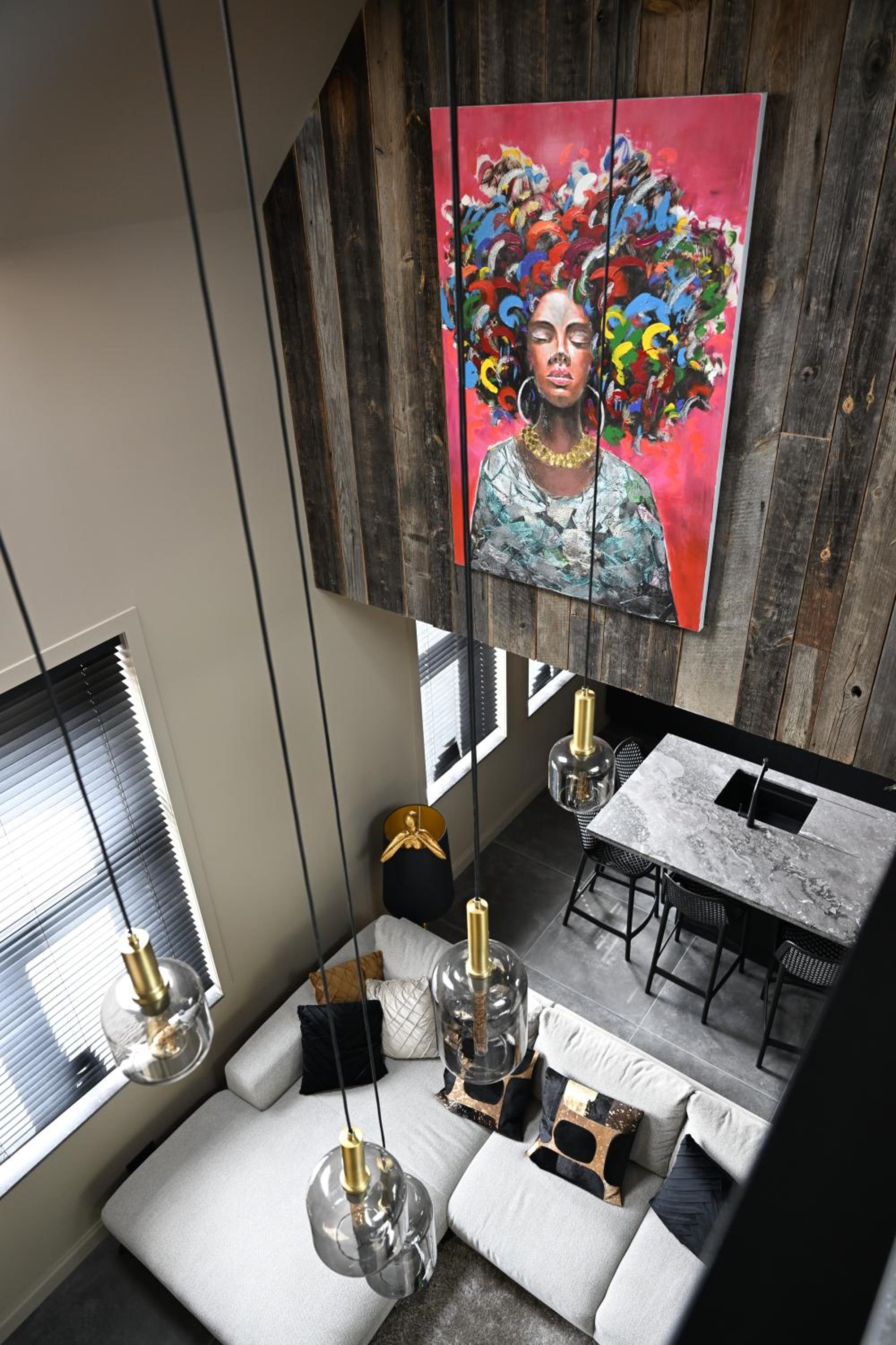 SUBSTANTIEL - Luxury Rooms & Wellness Suite