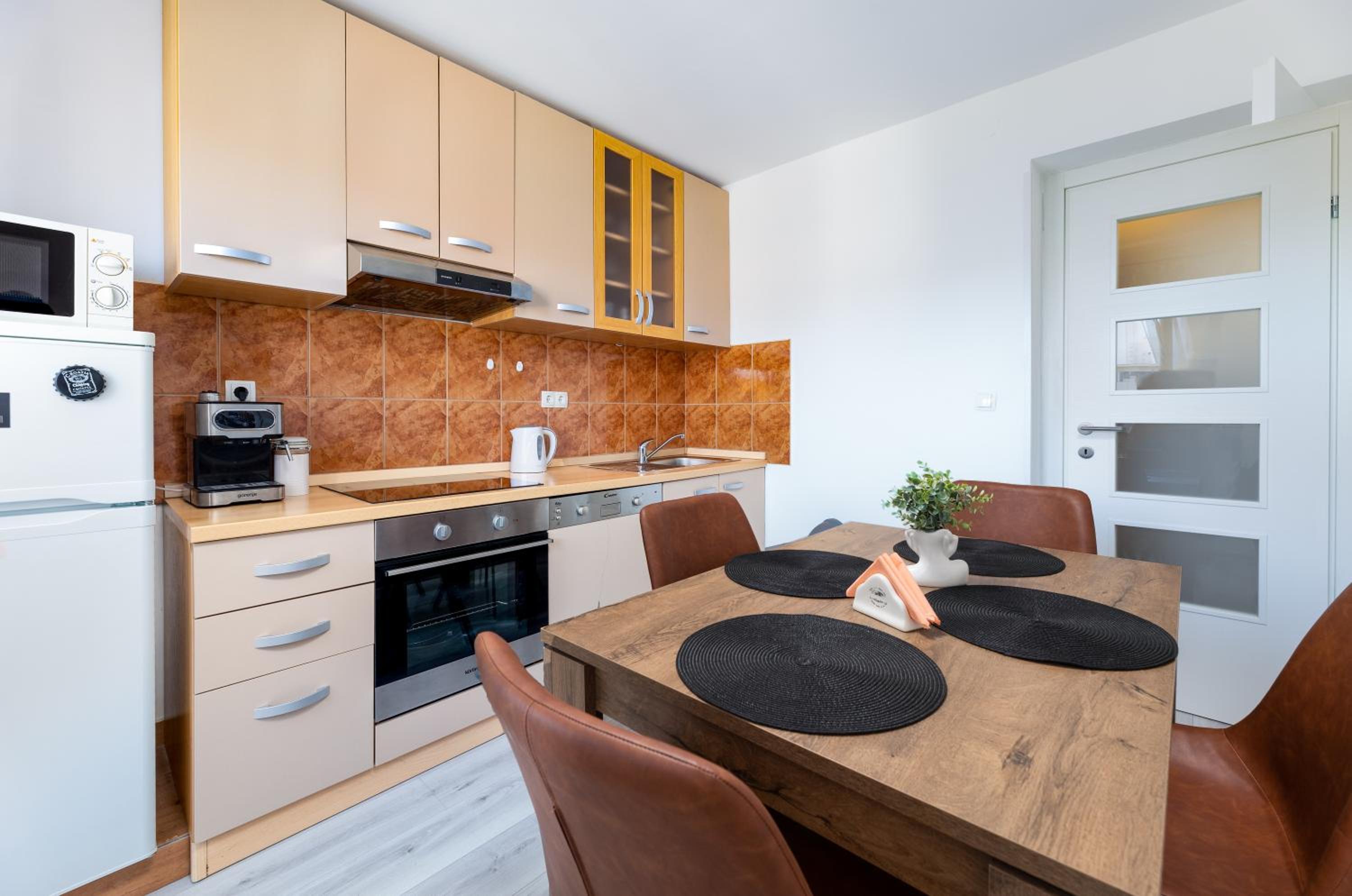 Apartment Kokolo with sea view