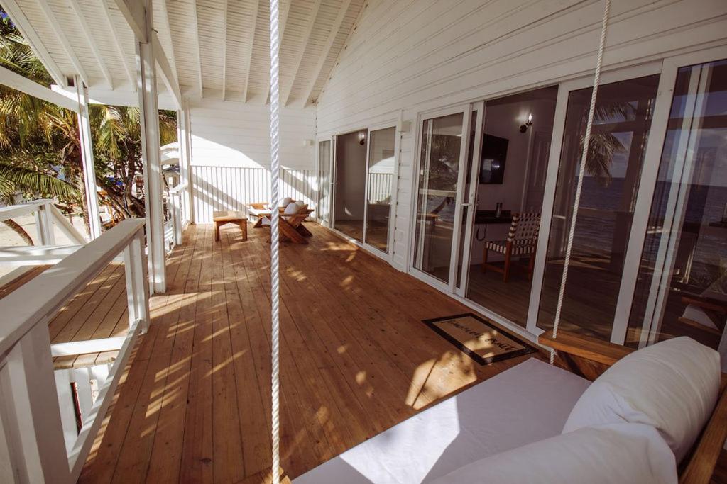 Luna Beach Luxury Boutique Beach Front Resort view 4