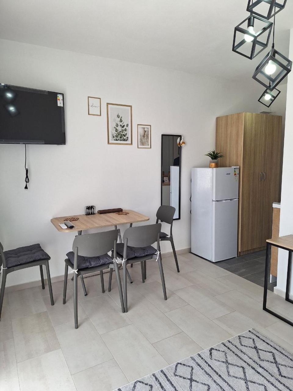 KERİ Apartment
