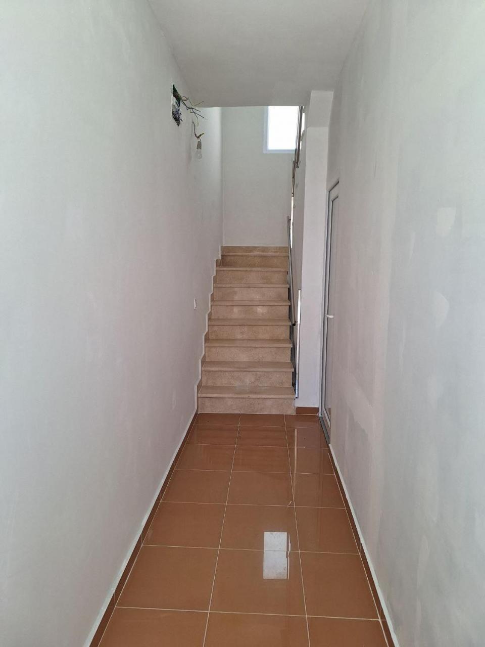 KERİ Apartment