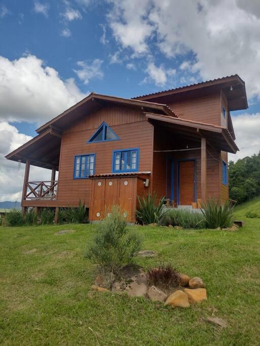 Chalé Gralha Azul