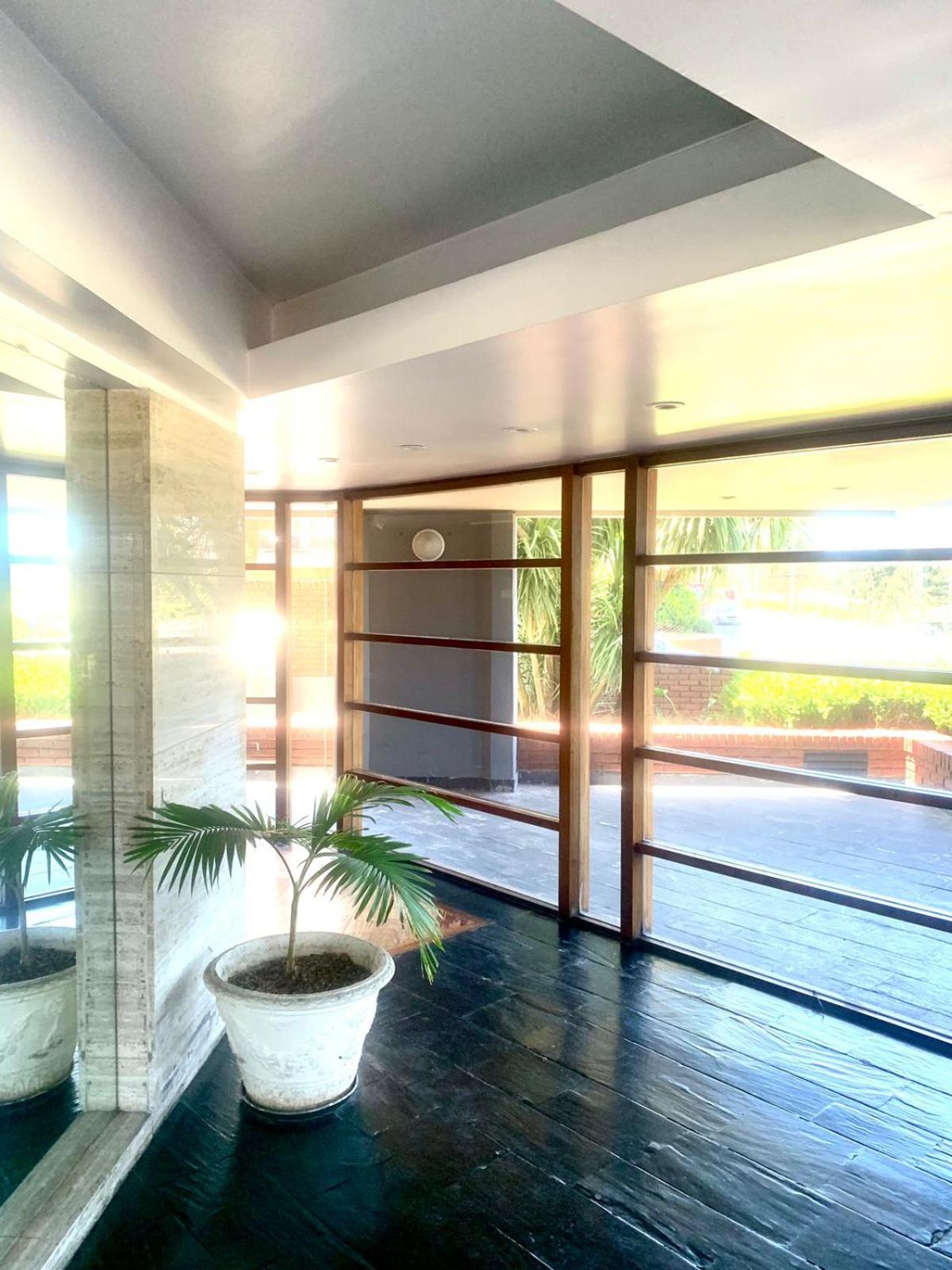 Hermoso departamento frente al golf !!!