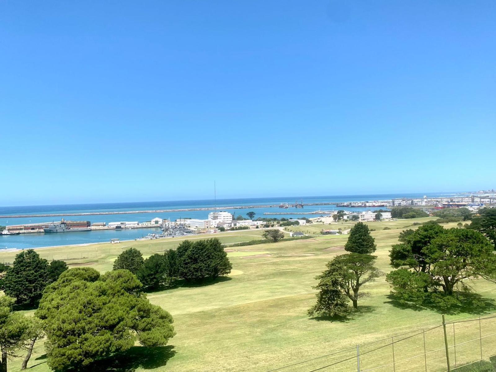 Hermoso departamento frente al golf !!!