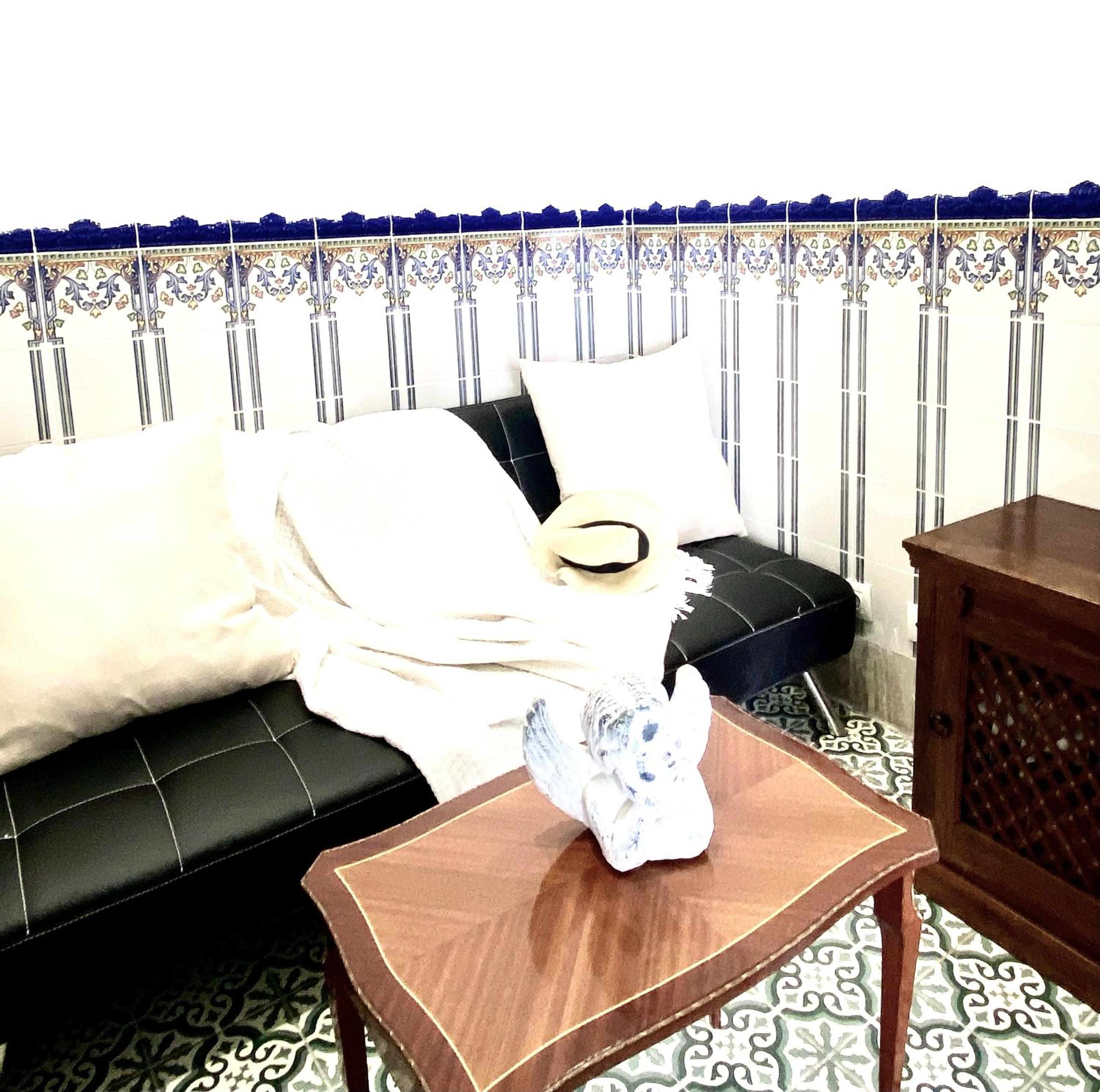 Zenit charm Olhao relax cubist House view 3