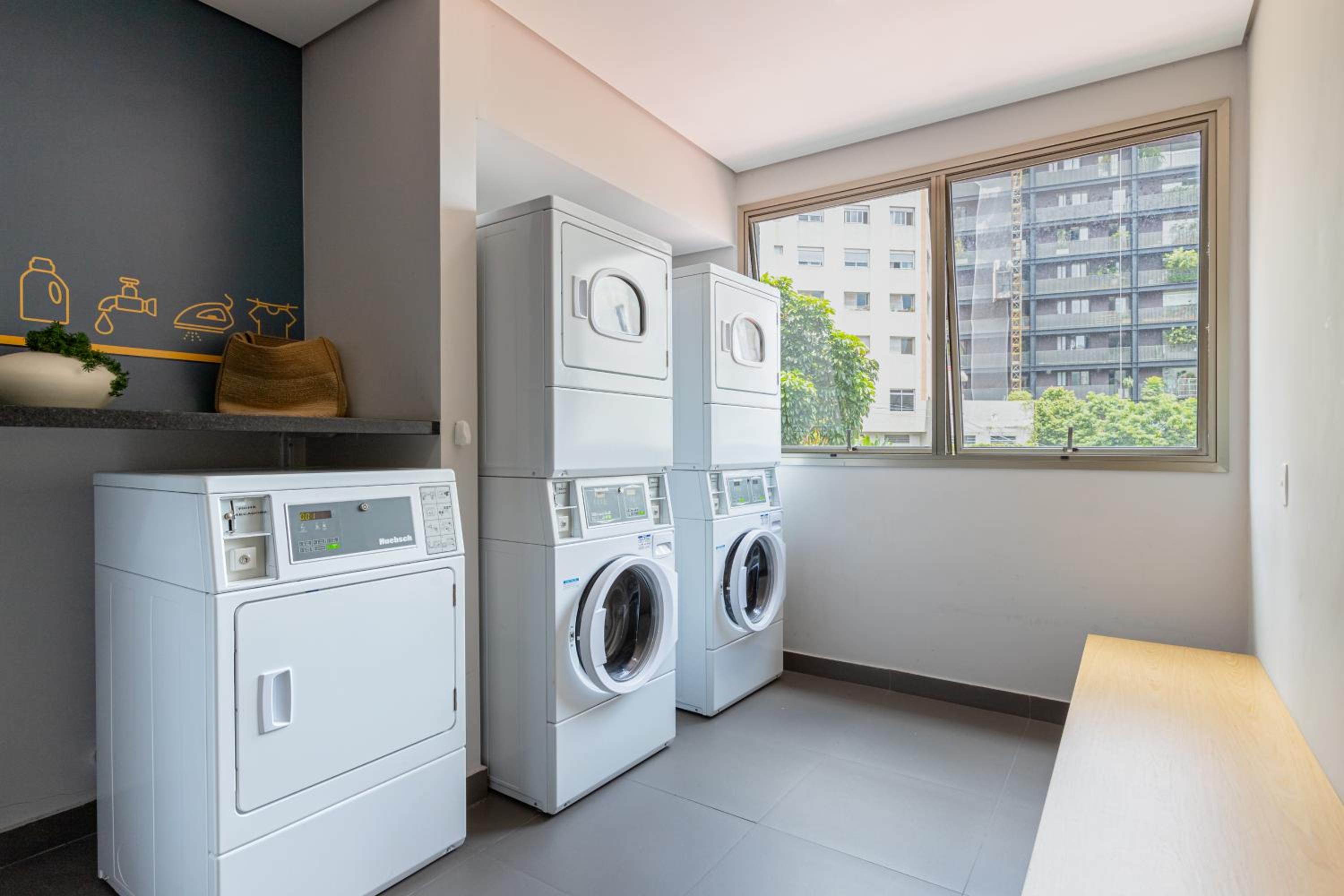 Studios Completos - Vila Madalena - Rua Girassol