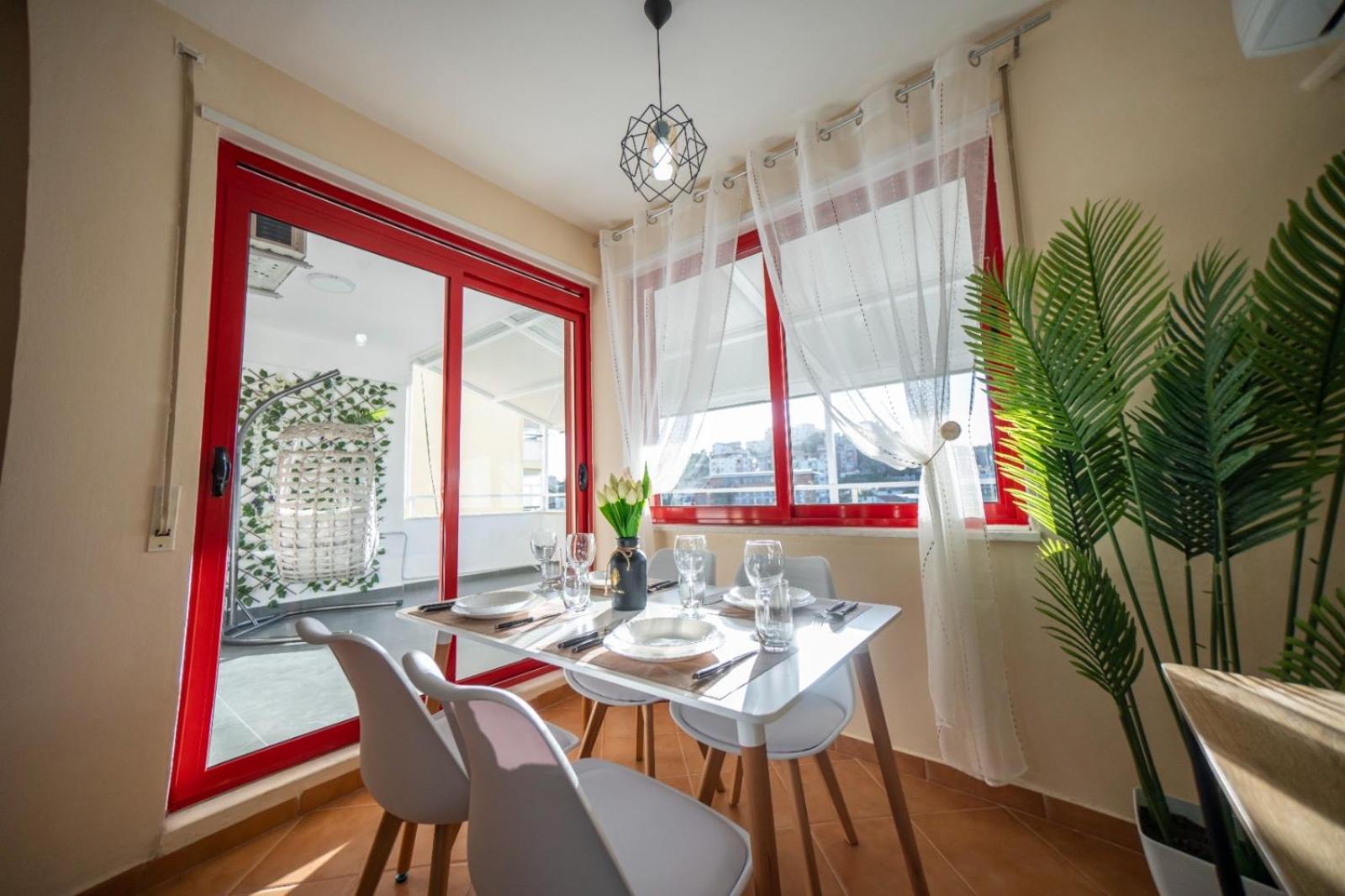 City Center Apartment with Balcony
