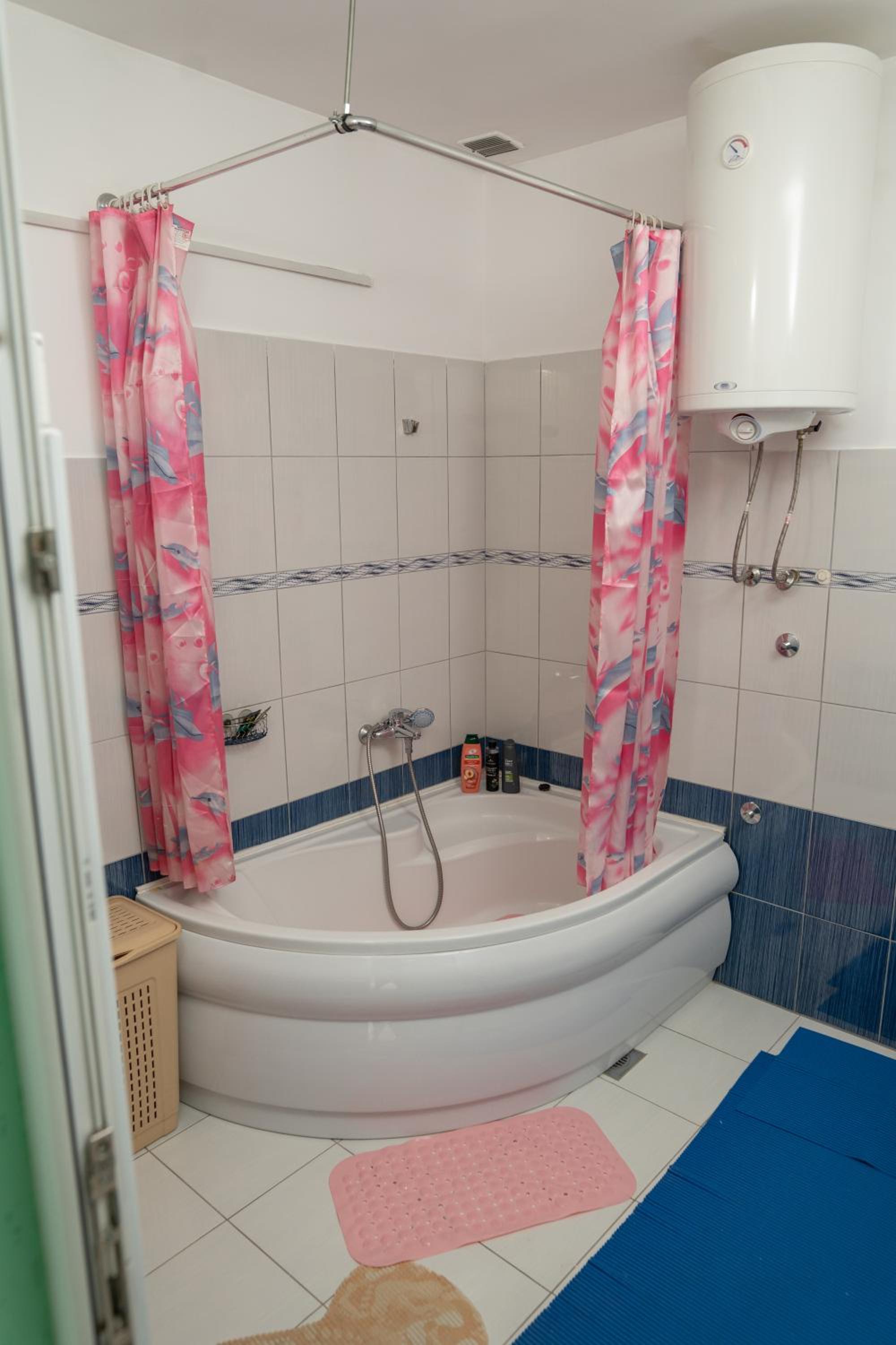 Photo 15