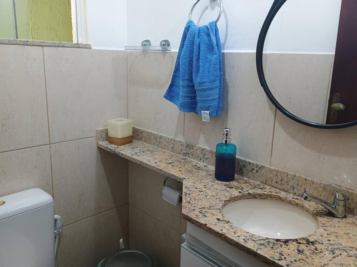 Triplex 3 quartos a 100 metros de Costa Azul