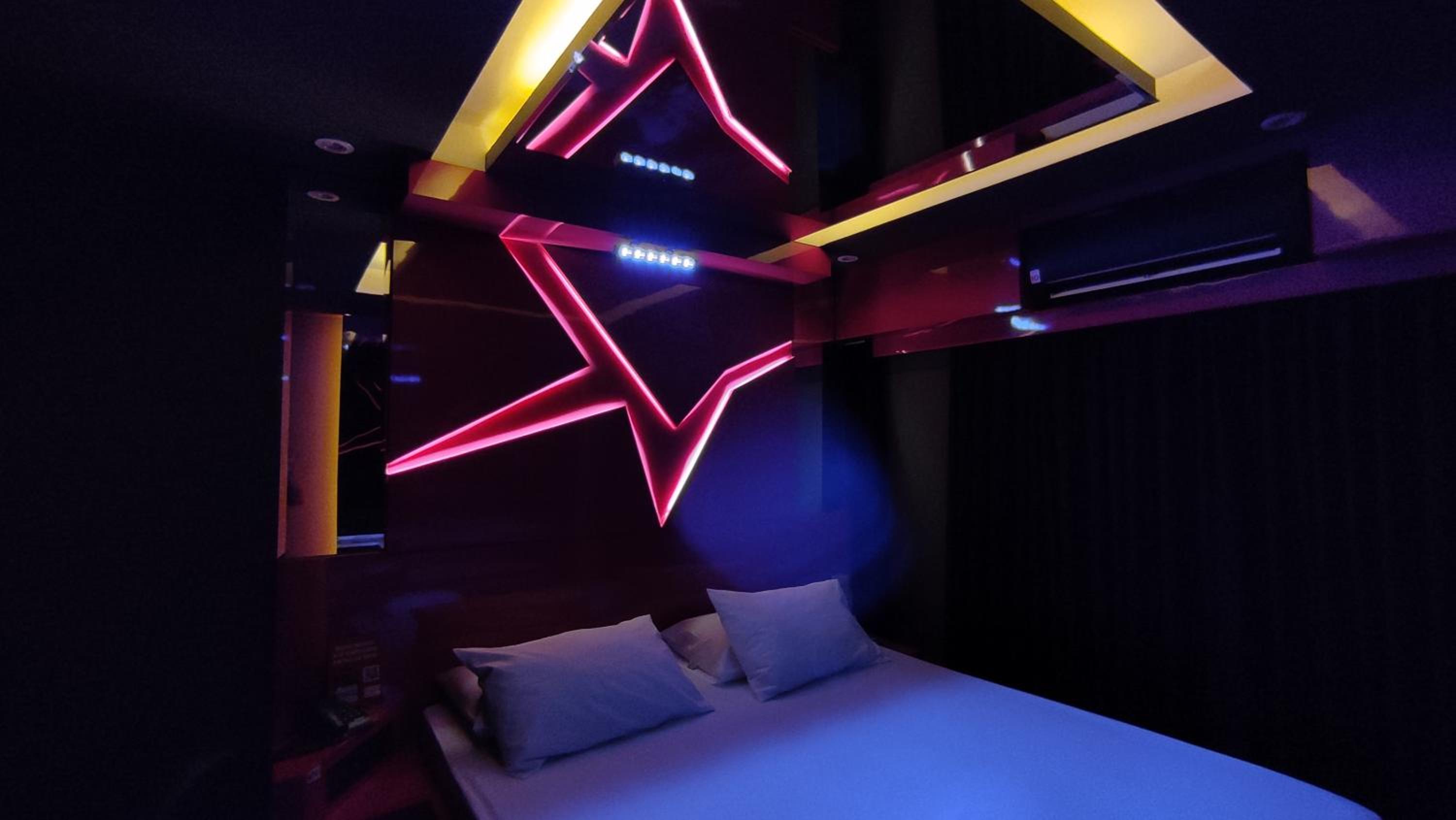 Swing Motel 1