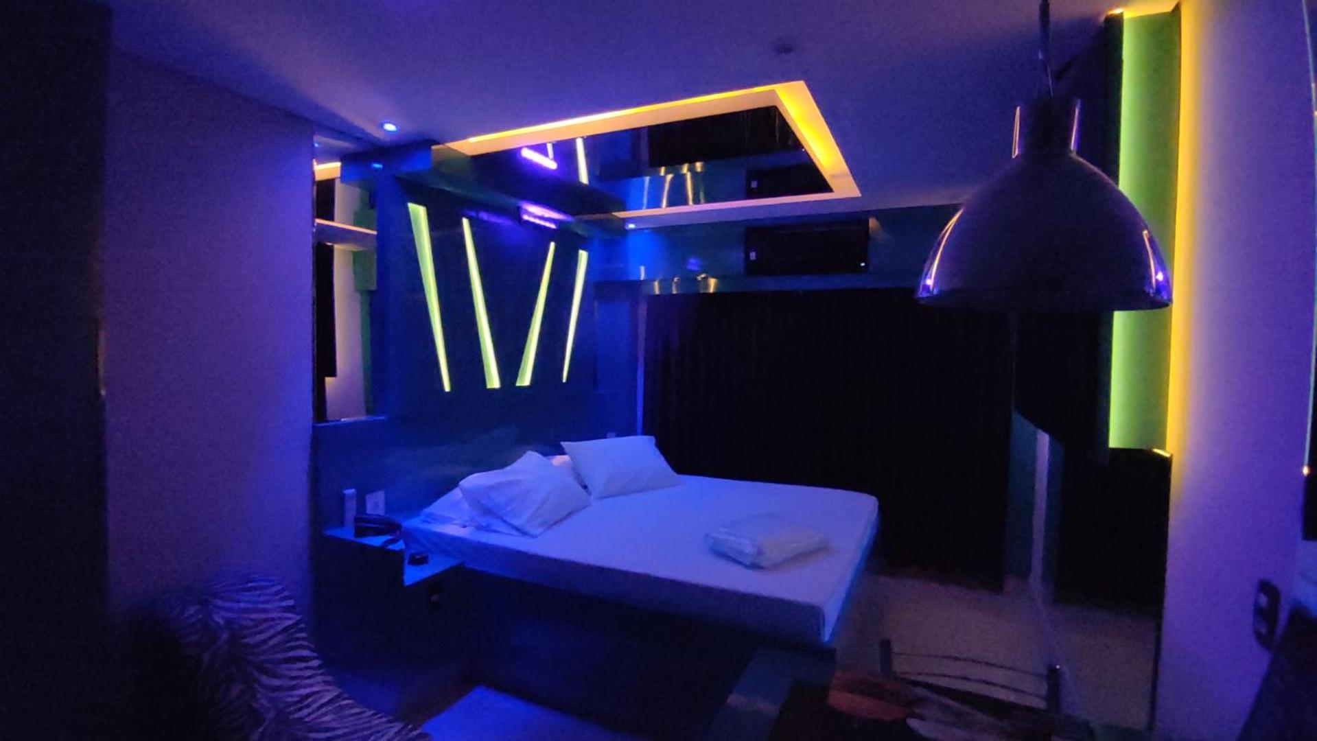 Swing Motel 1