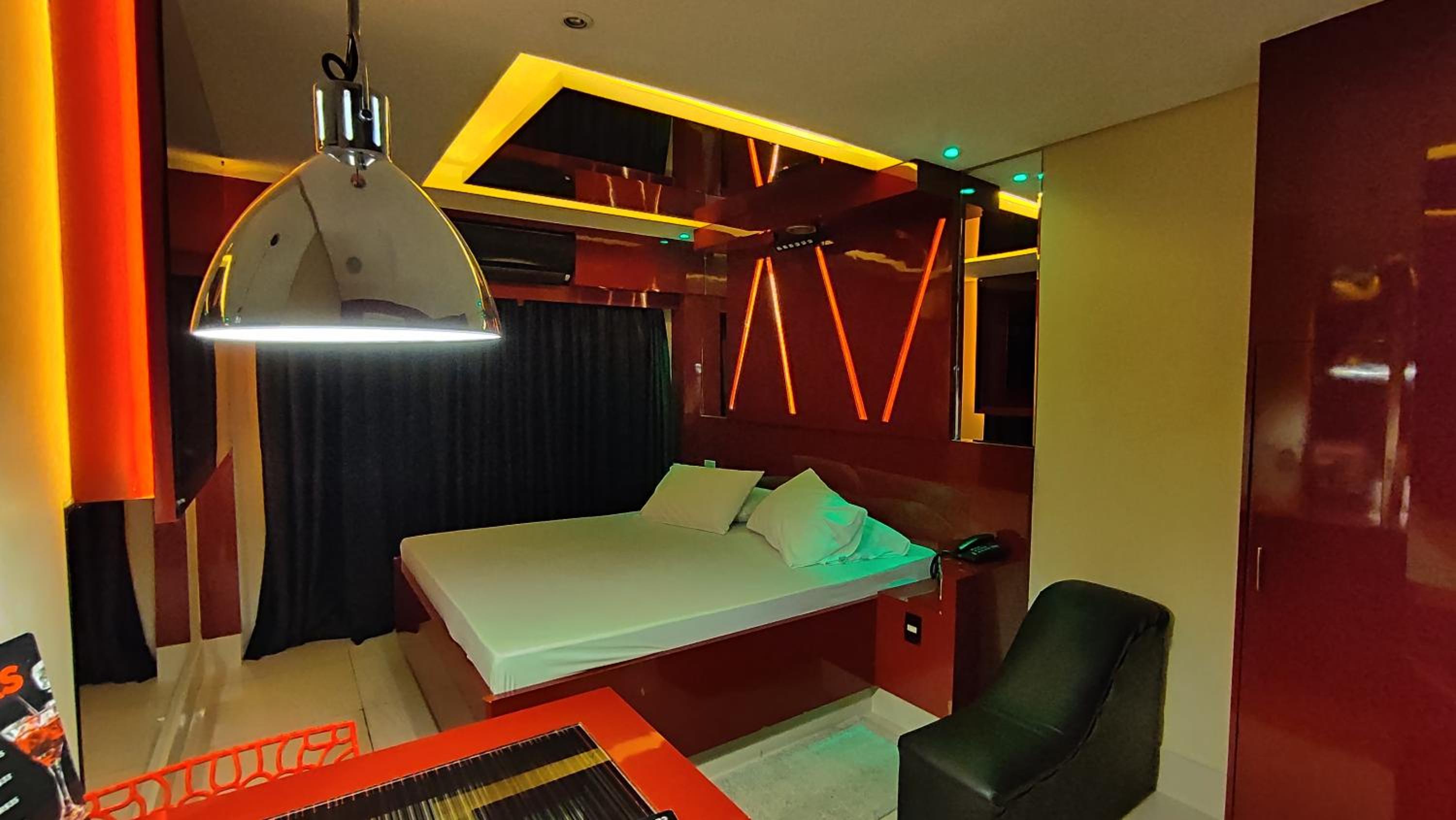 Swing Motel 1