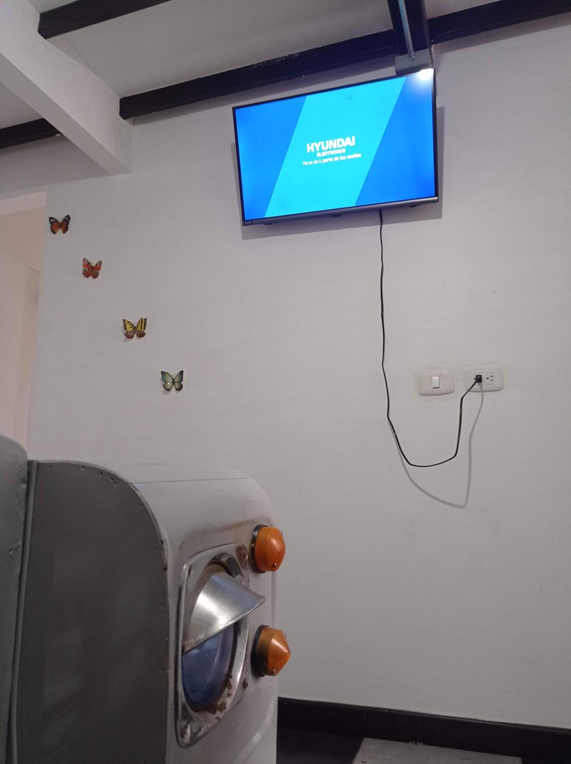 hostal combi